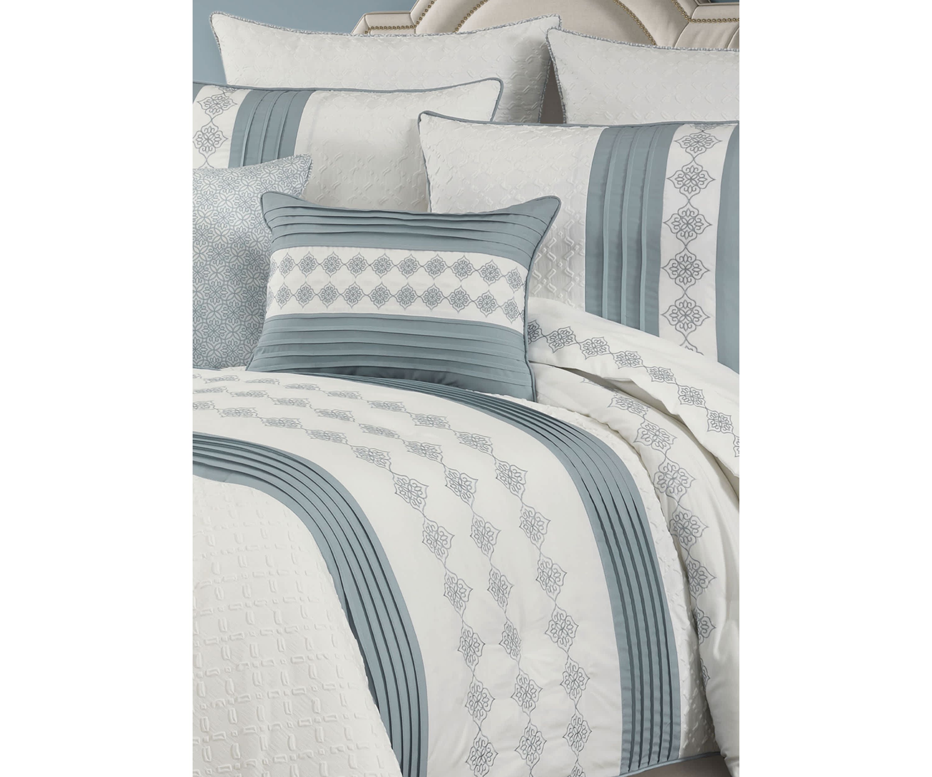 Trilogy 3pc. Comforter Set