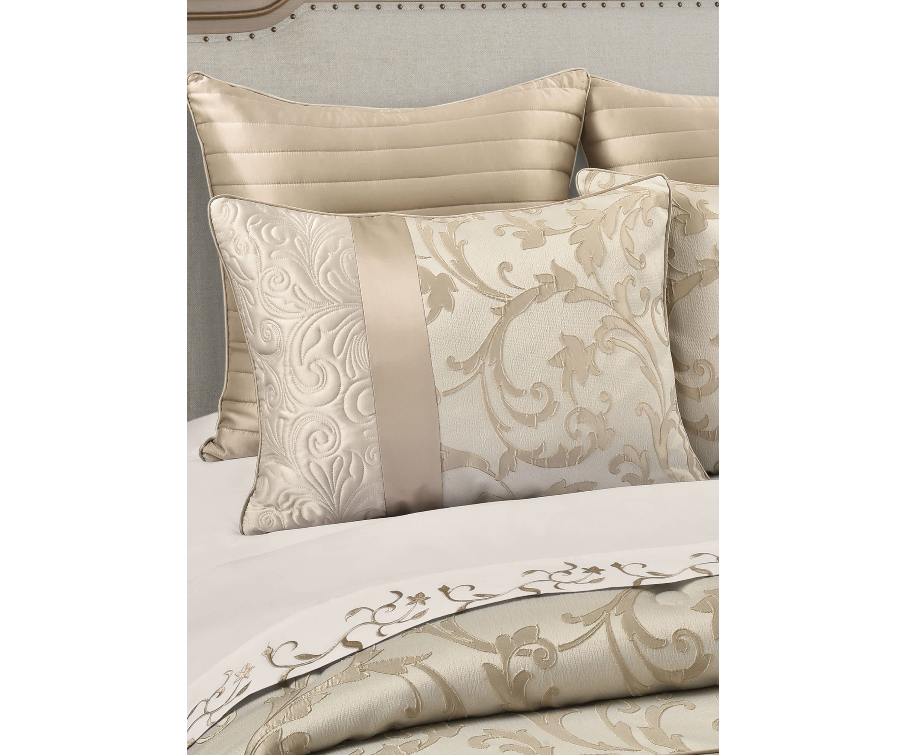 Spectra 3pc. Comforter Set