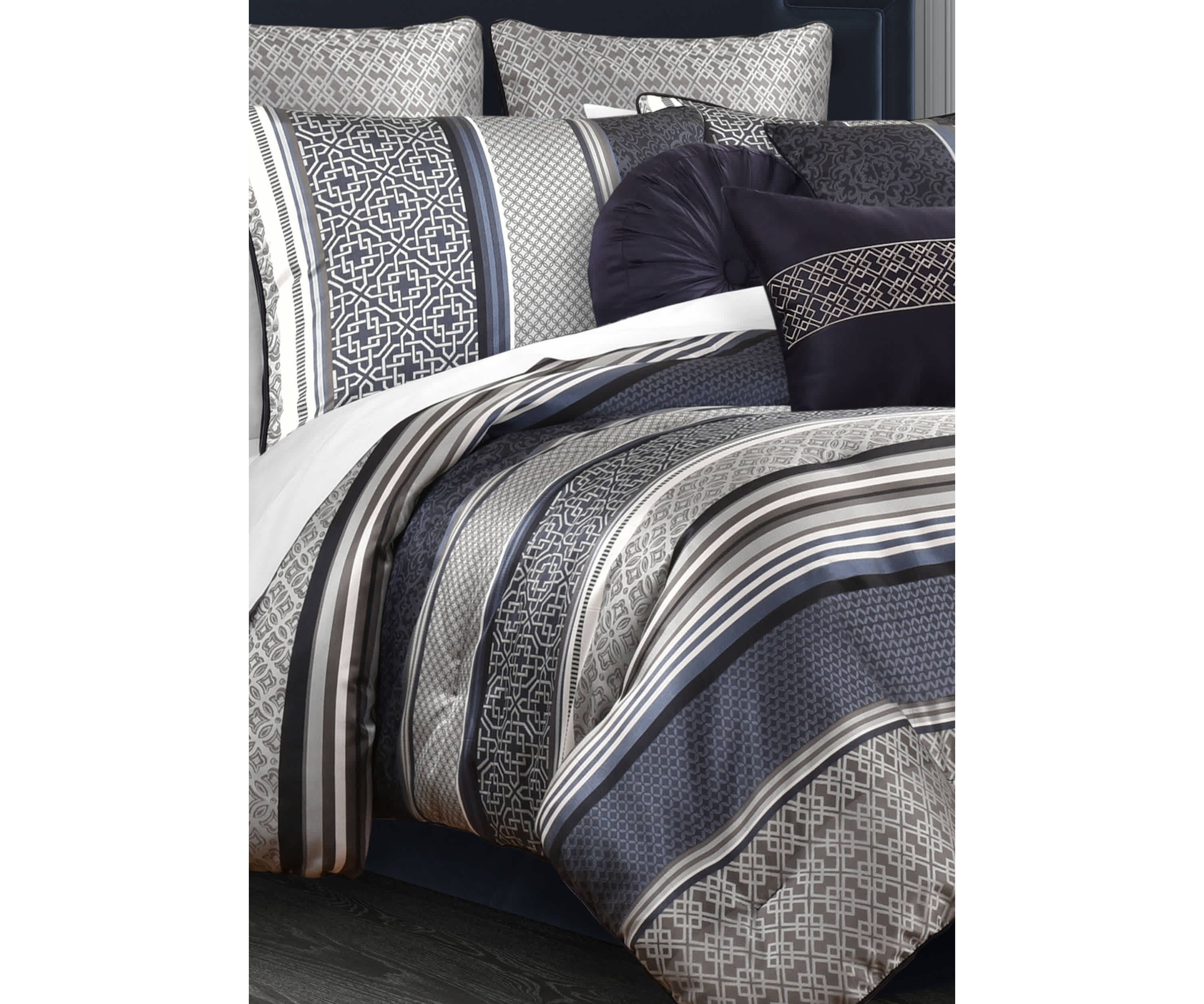 Carlisle 3pc. Comforter Set