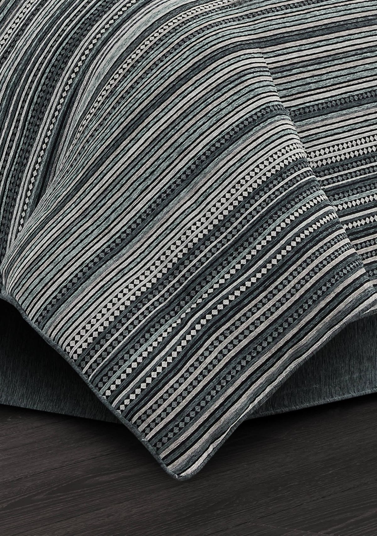 Parallel 4pc. Comforter Set