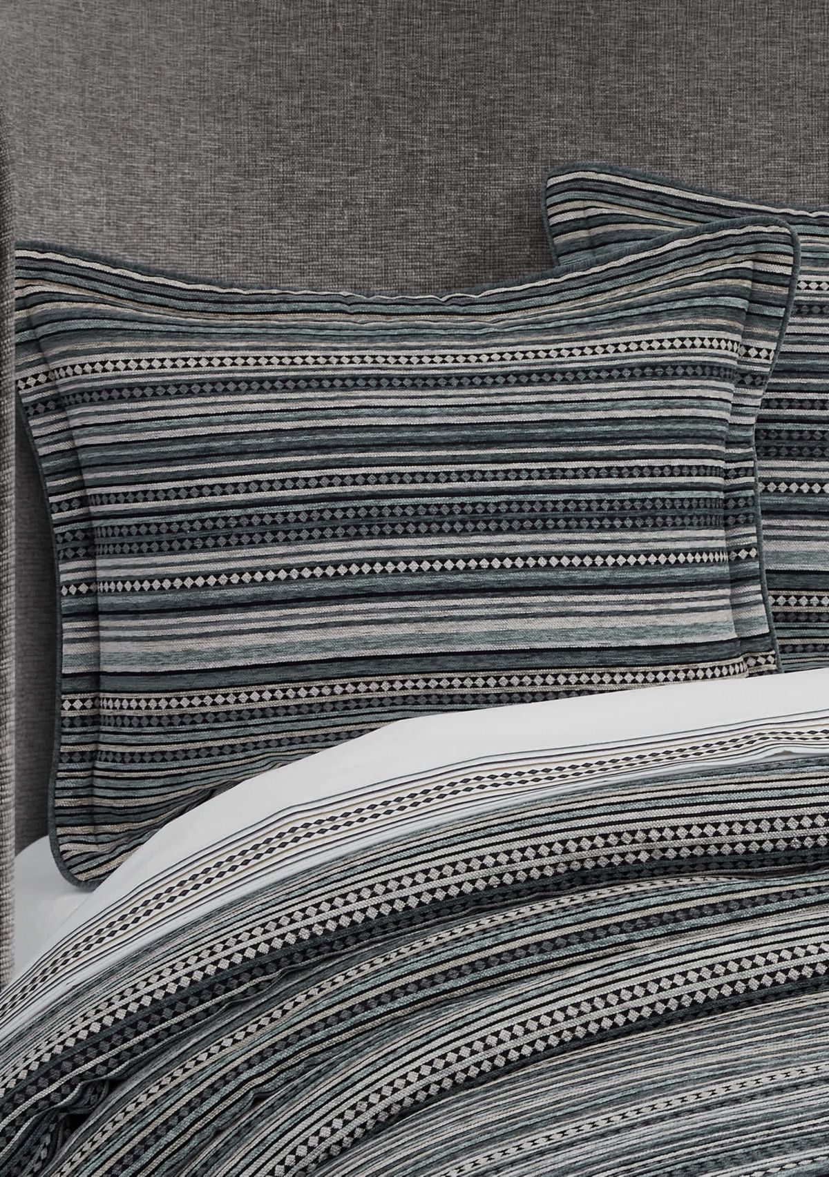 Parallel 4pc. Comforter Set