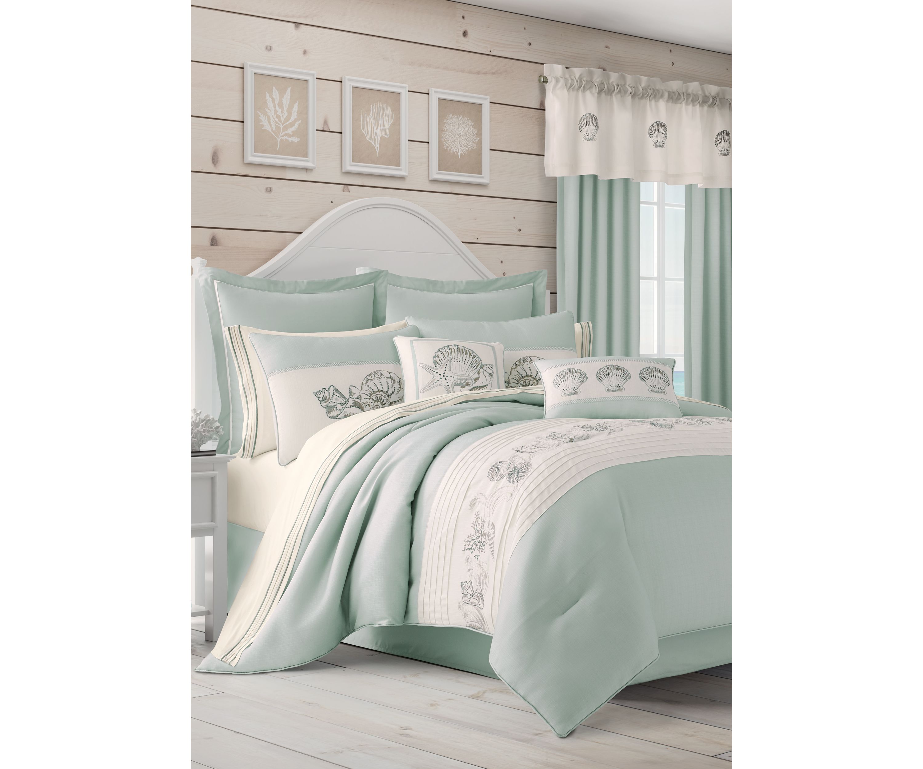 Waters Edge 4pc. Comforter Set