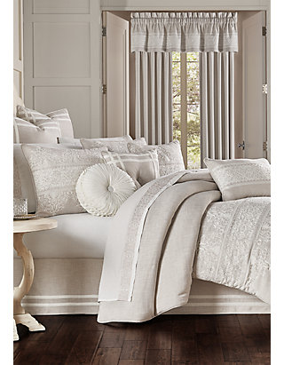 J Queen New York Lauralynn Comforter Set Belk