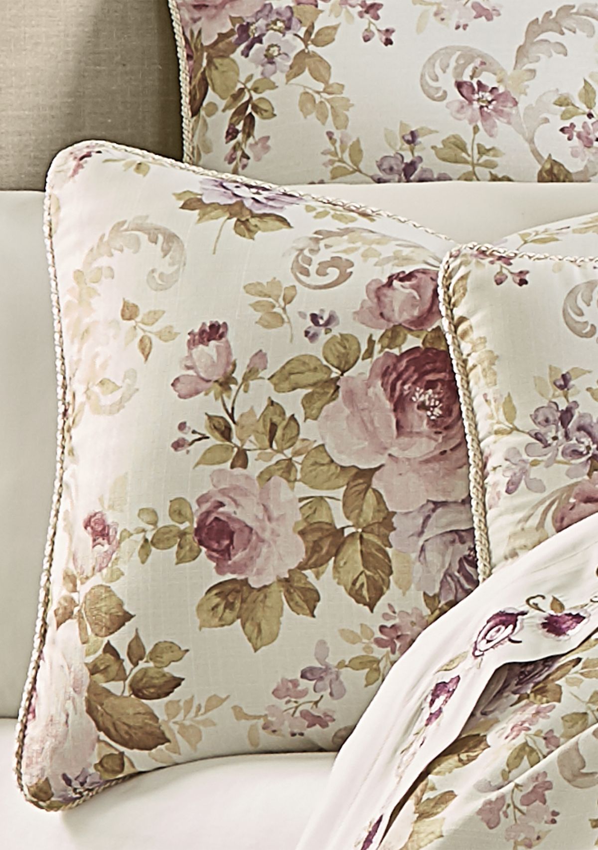 Chambord 4pc. Comforter Set