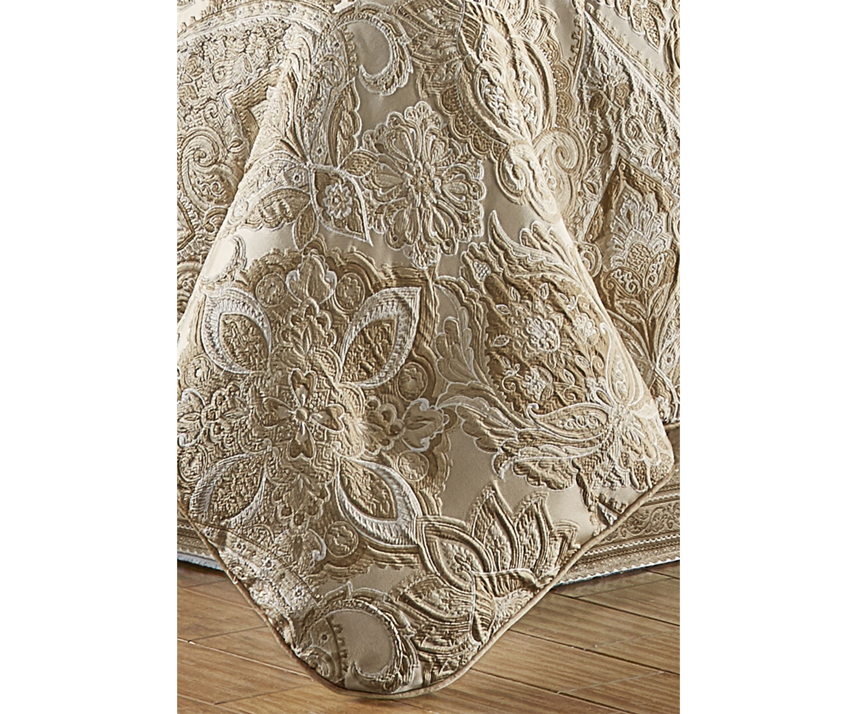 Sandstone 4pc. Comforter Set