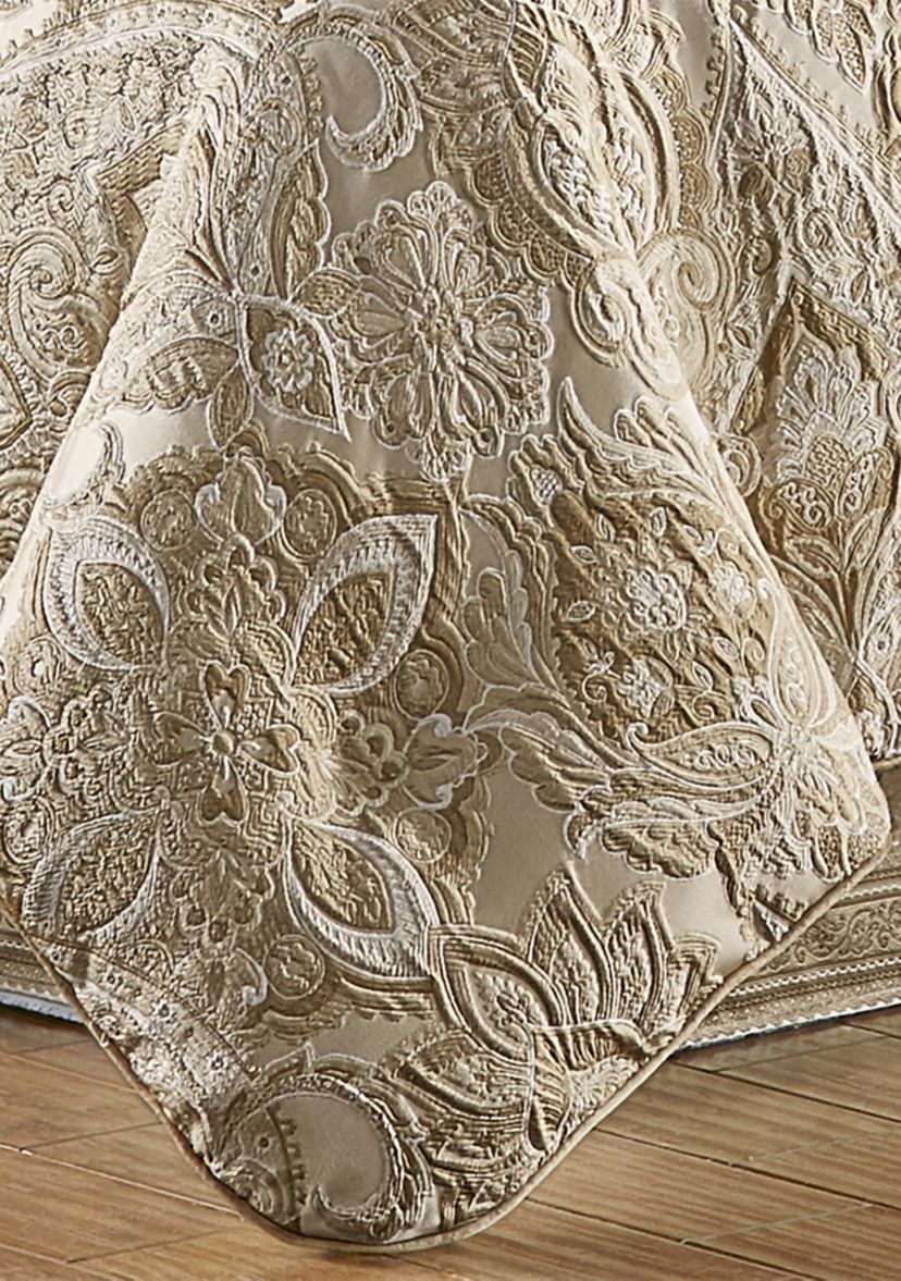 Sandstone 4pc. Comforter Set