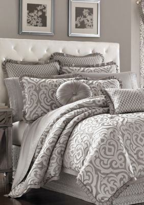 J Queen New York Babylon King Comforter Set 96-in. x 110 ...