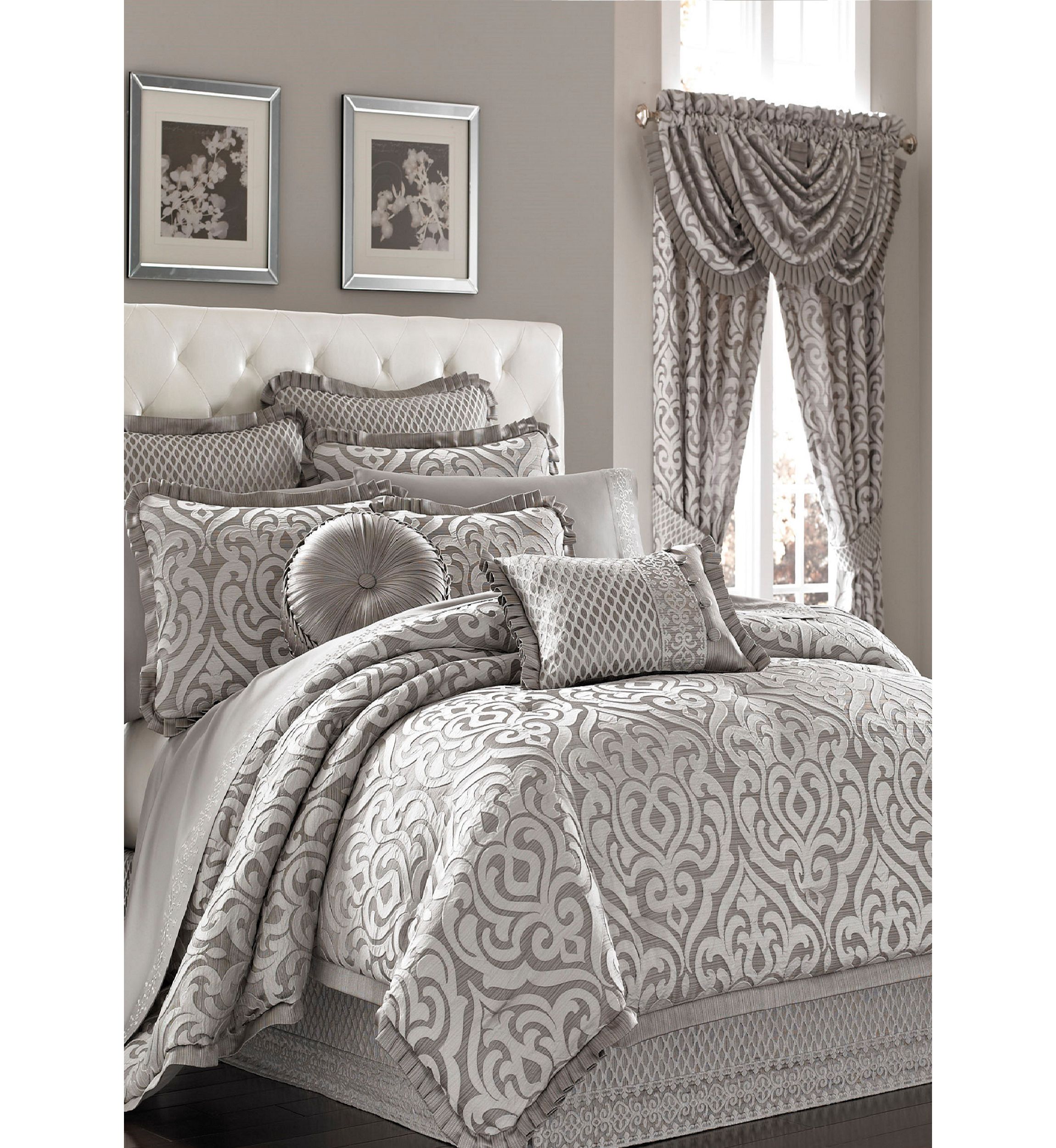 Luxembourg 4pc. Comforter Set