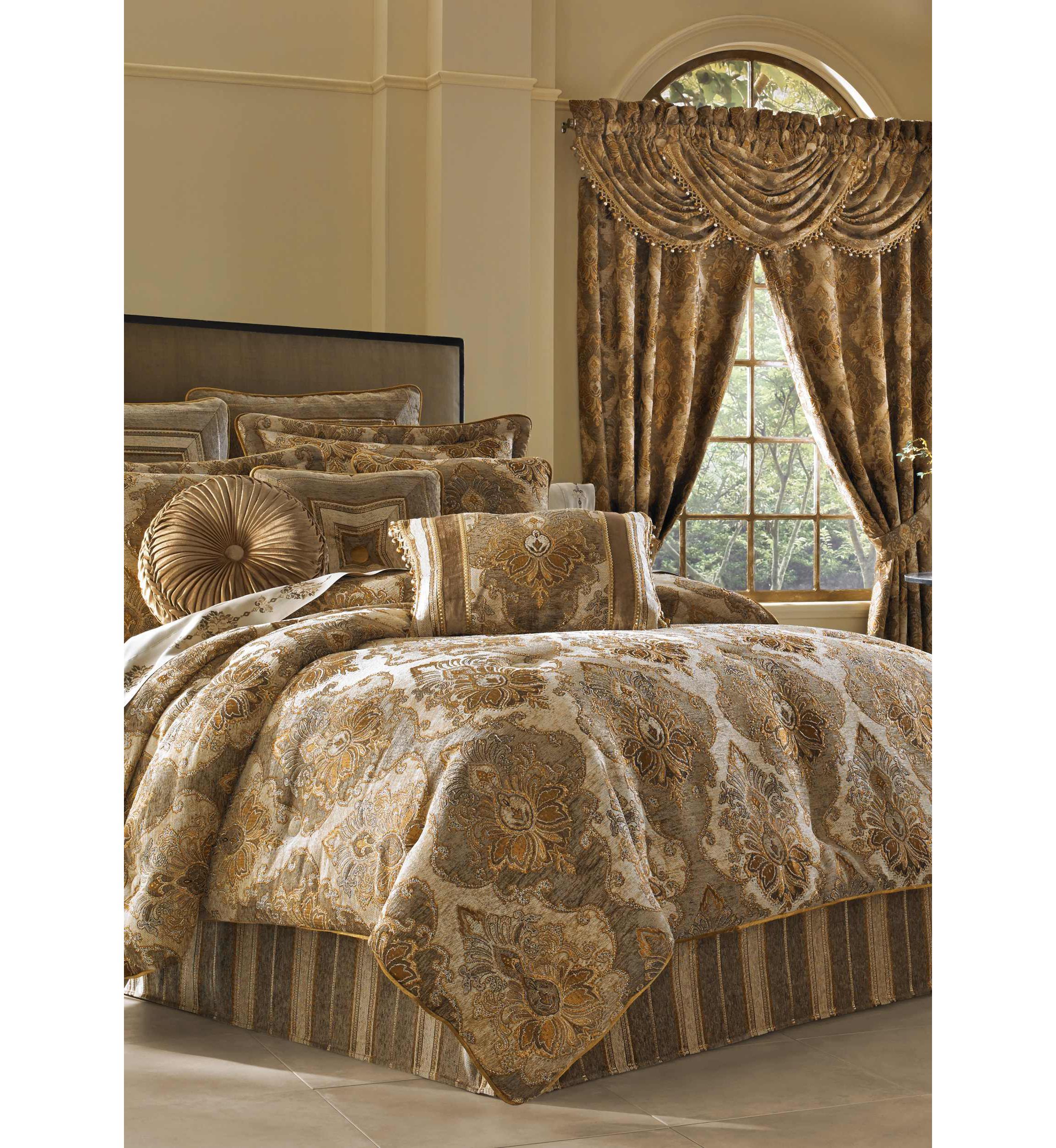 Bradshaw Boudoir Decorative Throw Pillow