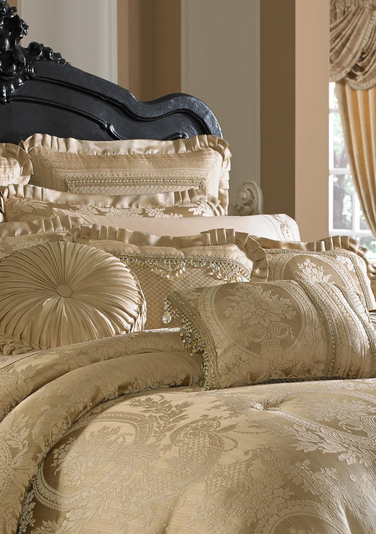 Napoleon 20" Square Decorative Throw Pillow