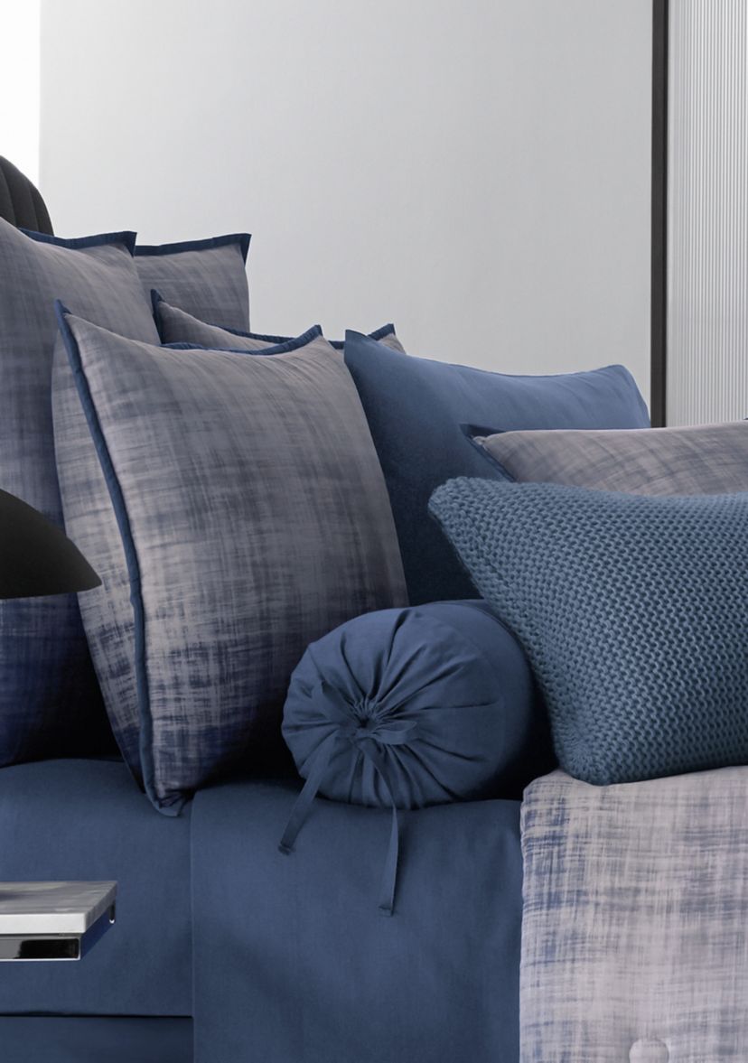 Theodora Comforter Set