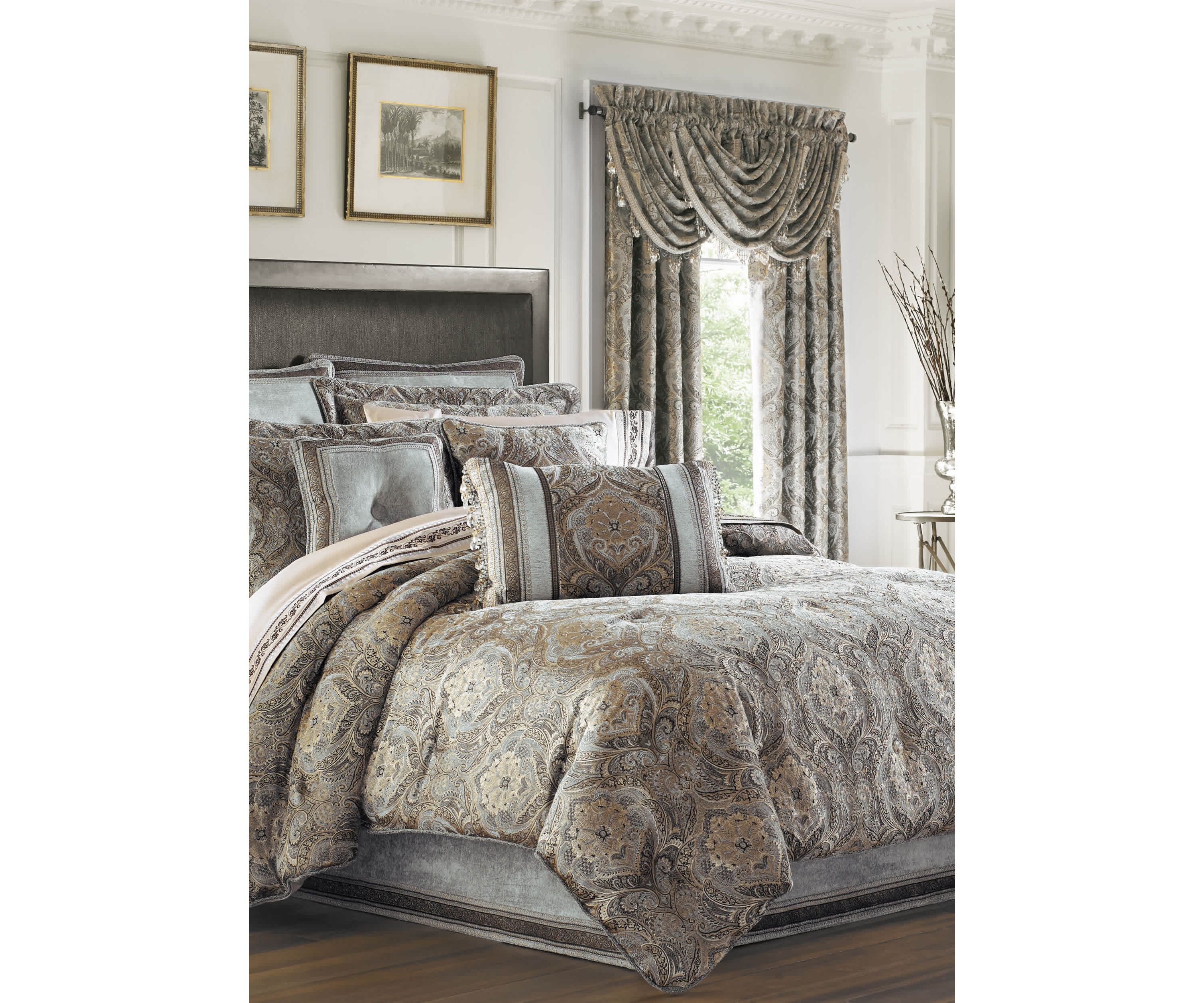 Provence 16" Square Decorative Throw Pillow