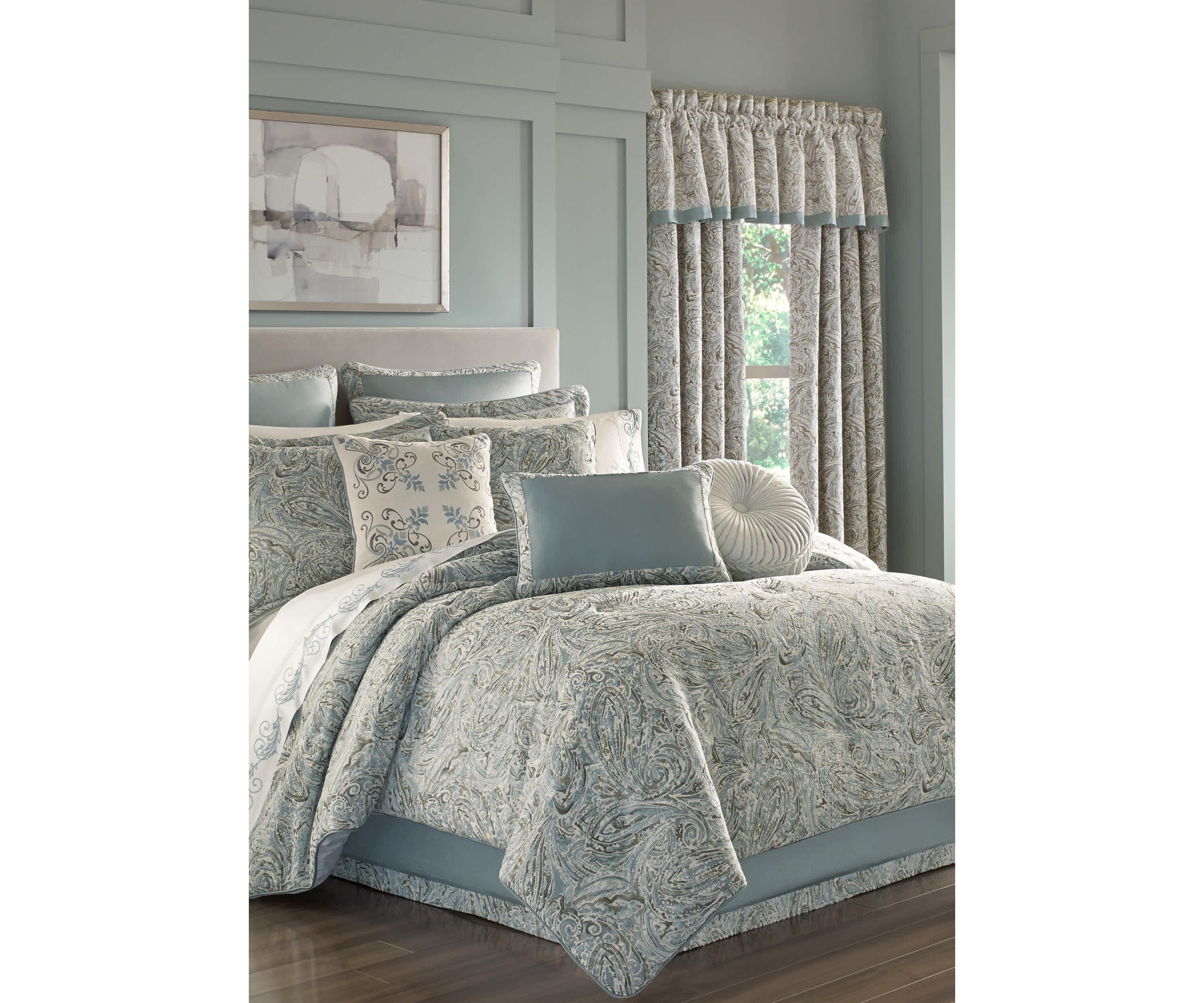 Giovani 20" Square Decorative Throw Pillow