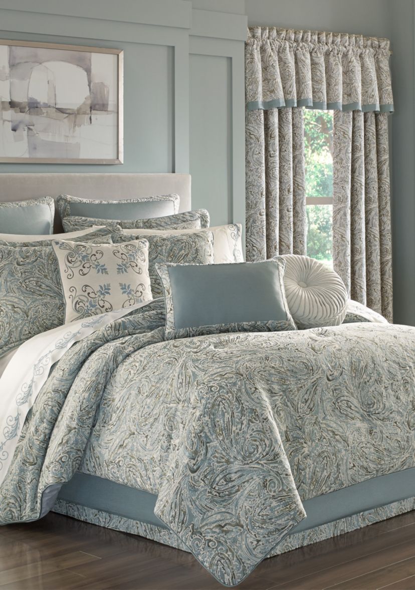 Giovani 4pc. Comforter Set