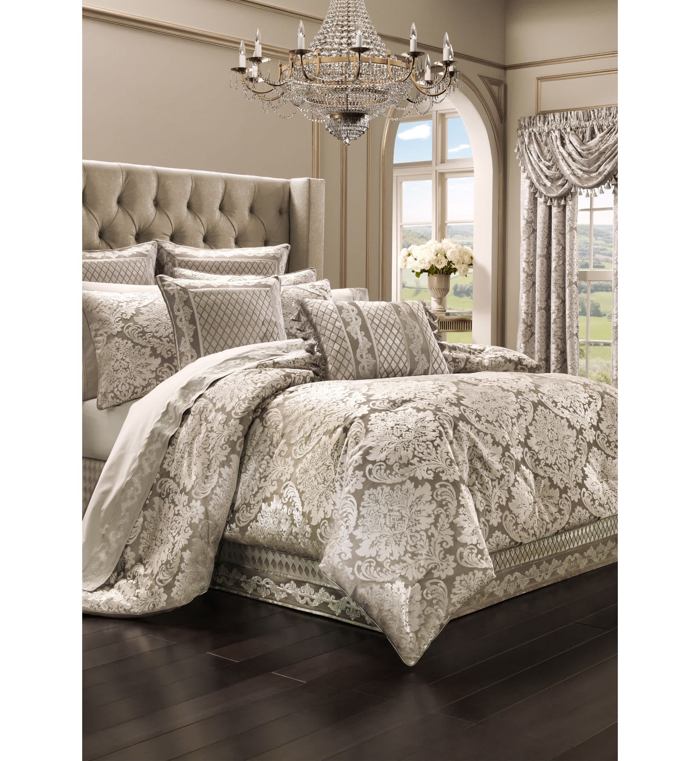 Bel Air 18" Square Decorative Throw Pillow