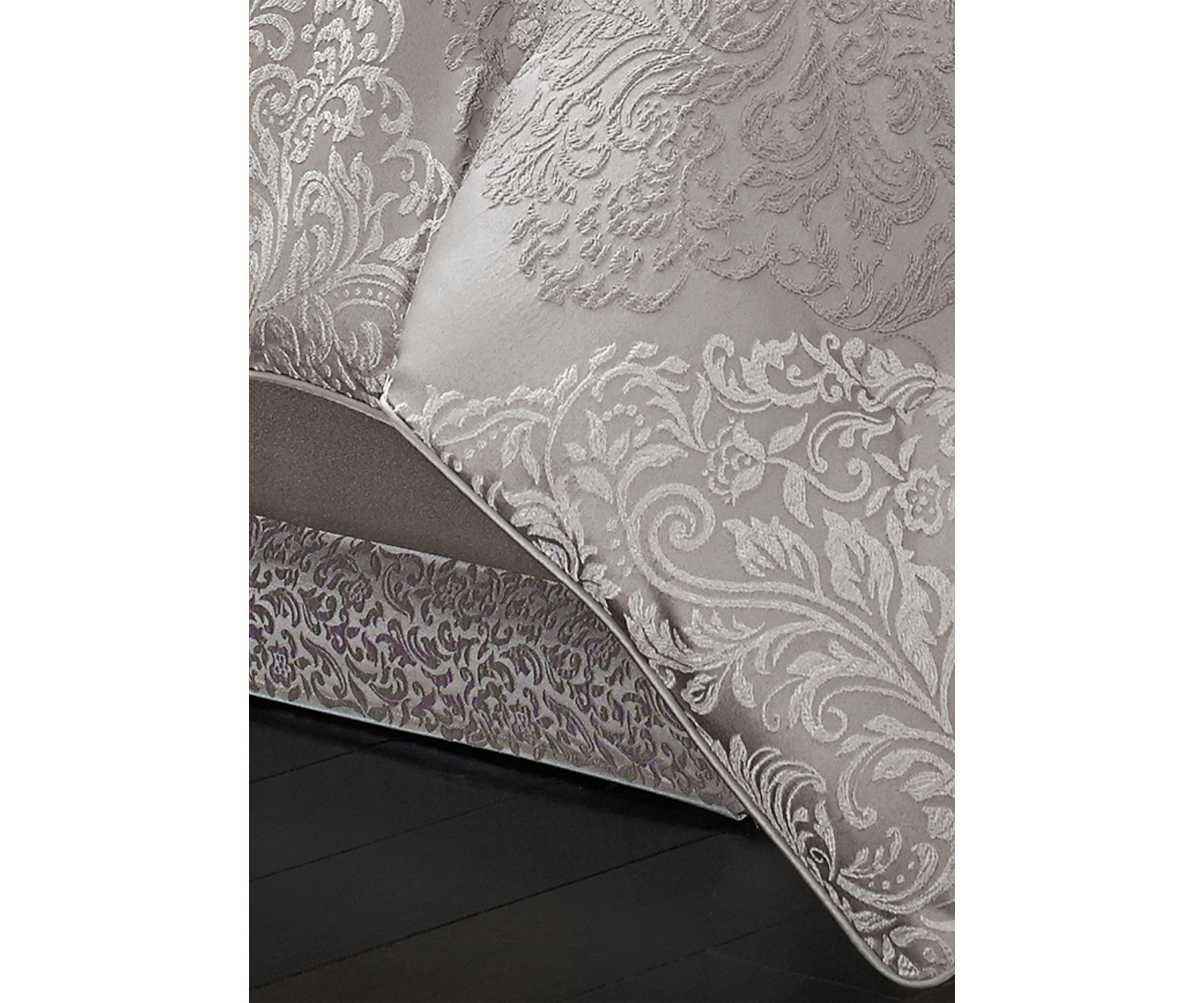 La Scala 4pc. Comforter Set