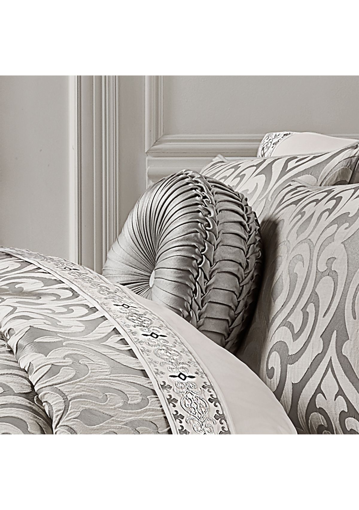 FA21 NAPOLI ROUND PLLW:13.5 13.5:SILVER