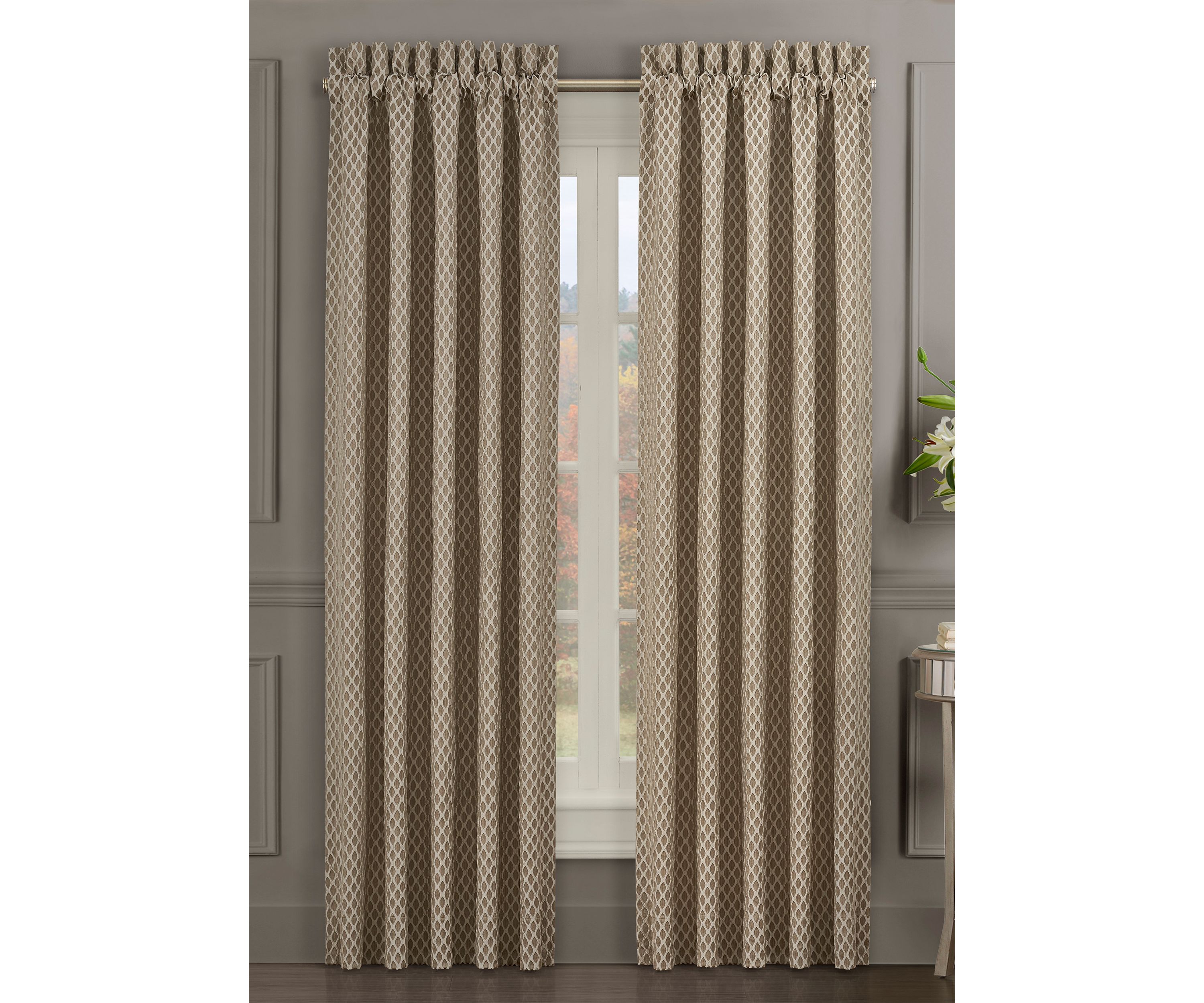FA21 BELLALINA DRAPE:84-89 2 Wide:CHAMPAGNE