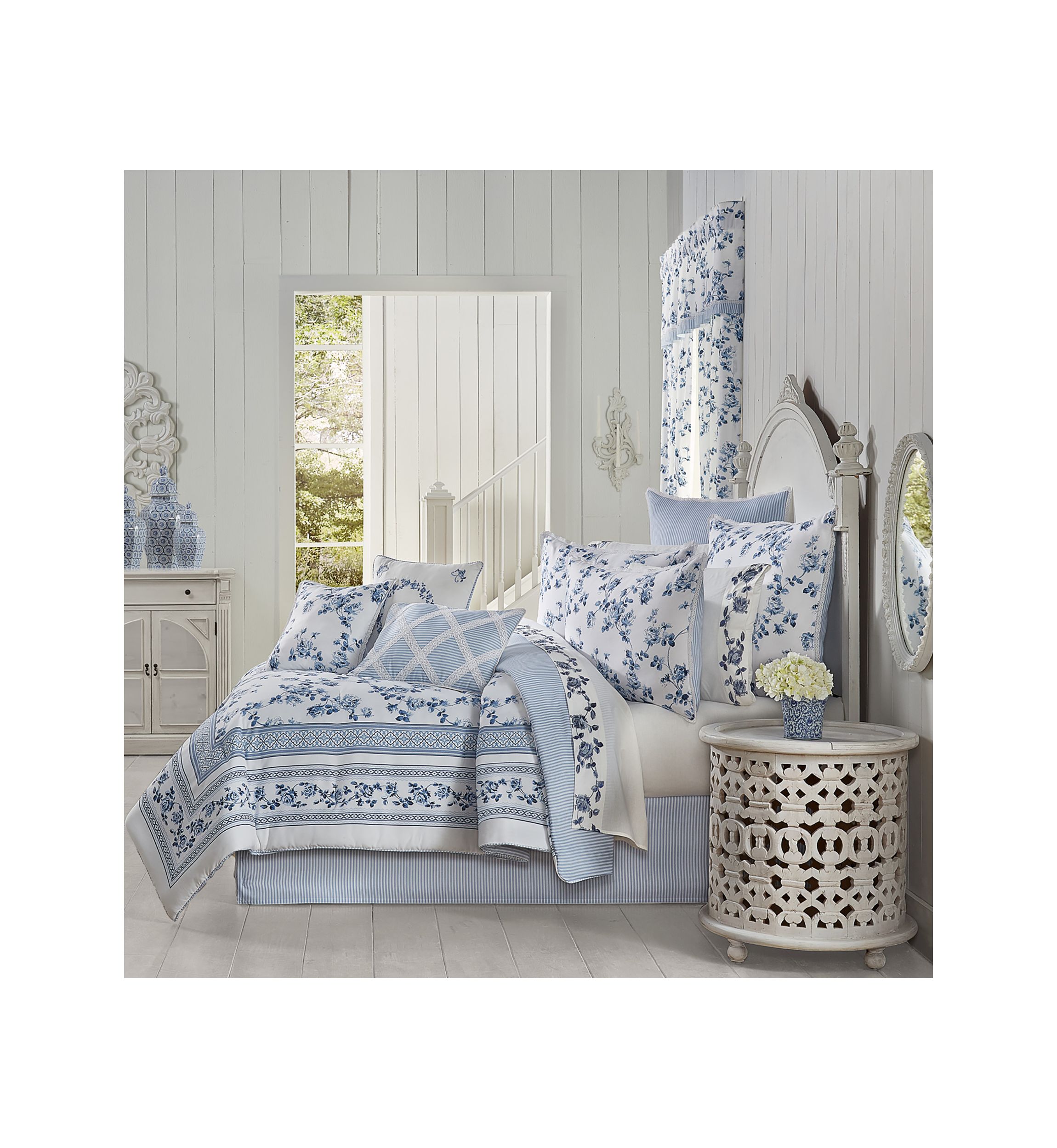 Rialto Boudoir Decorative Throw Pillow