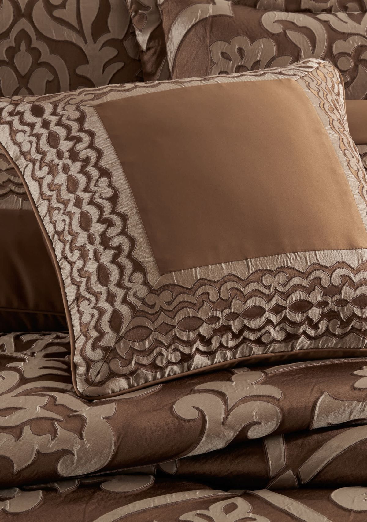Surano 20" Square Decorative Throw Pillow