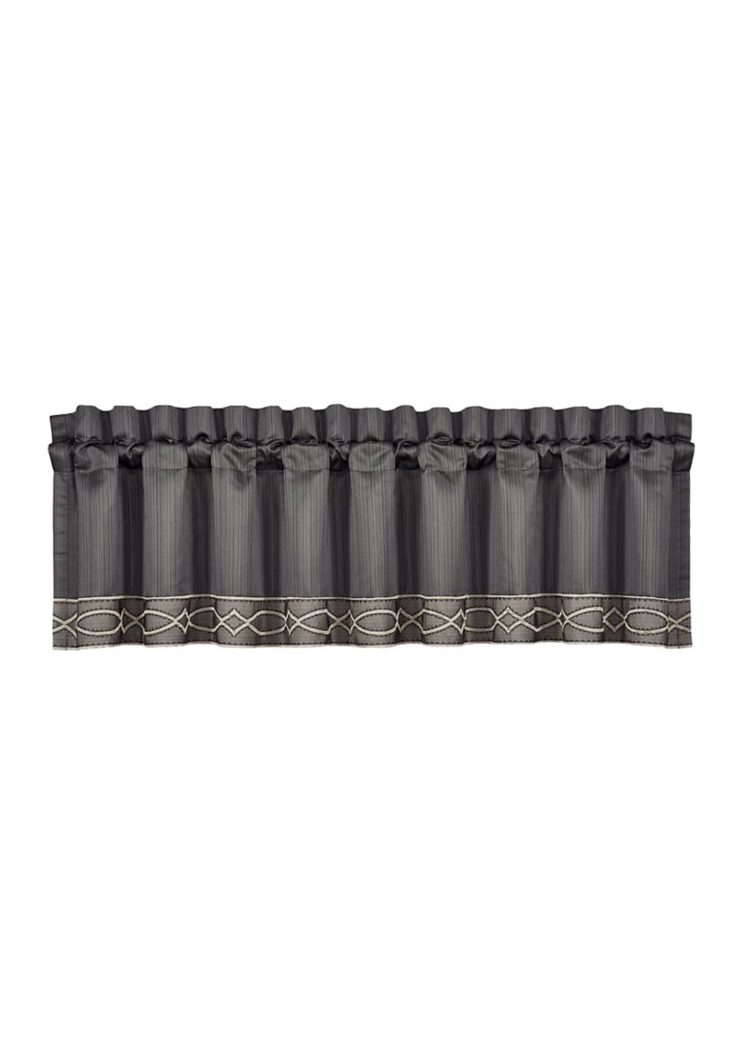 Giardino 18" Square Decorative Throw Pillow