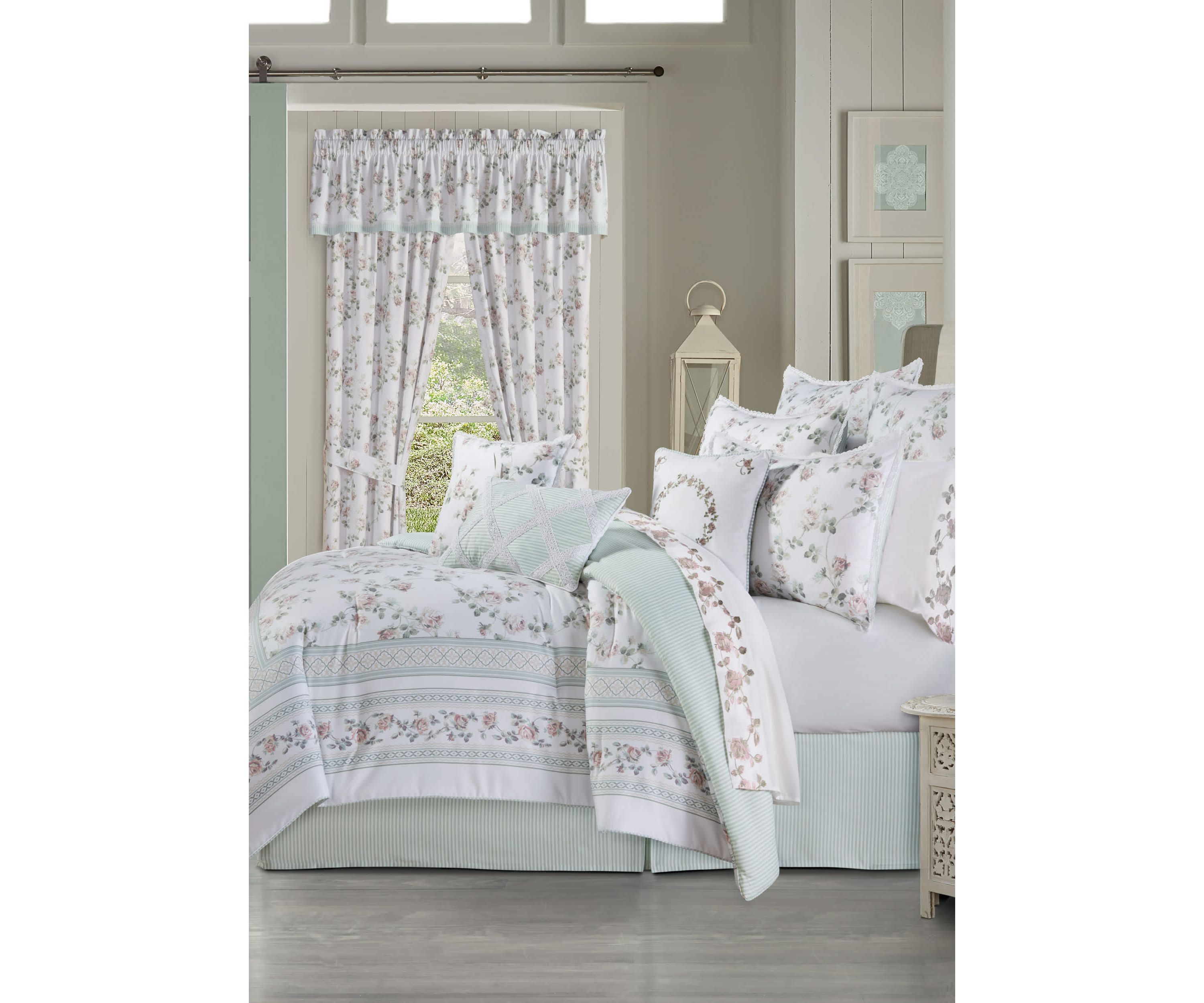 Rialto Boudoir Decorative Throw Pillow