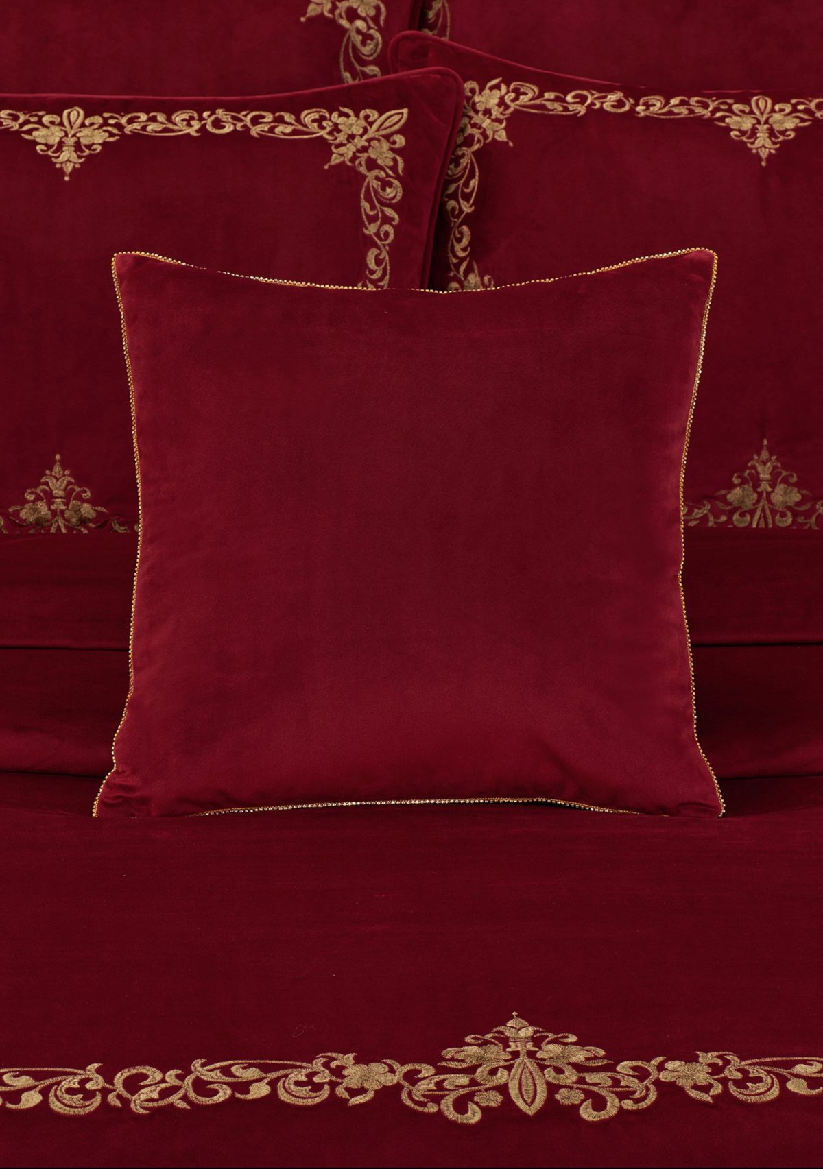 Noelle 18" Square Embellished Decorative Throw Pillow