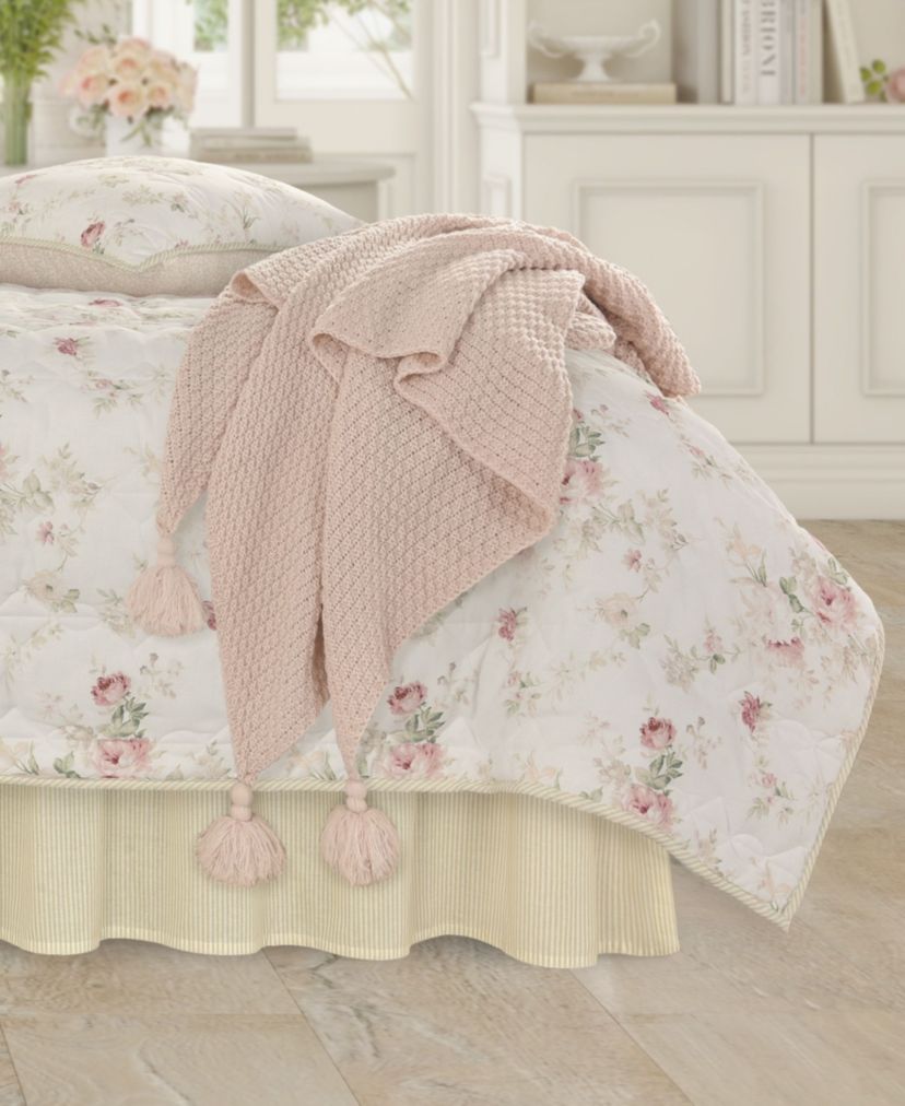 Amalia Bedskirt