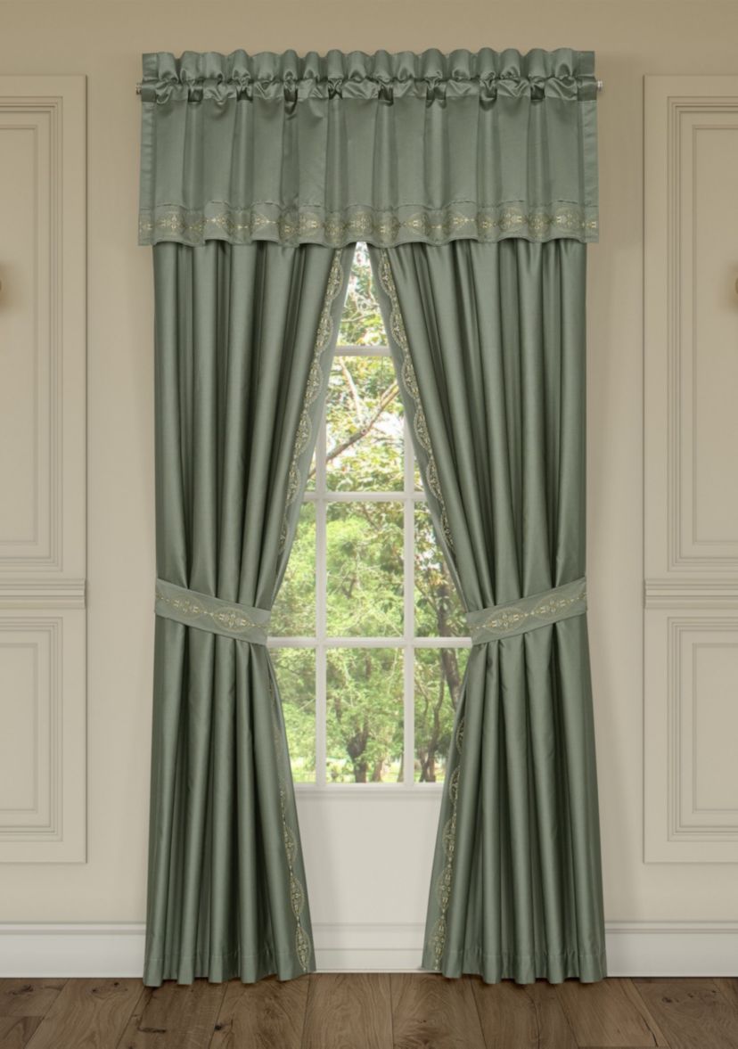 Soprano Window Straight Valance