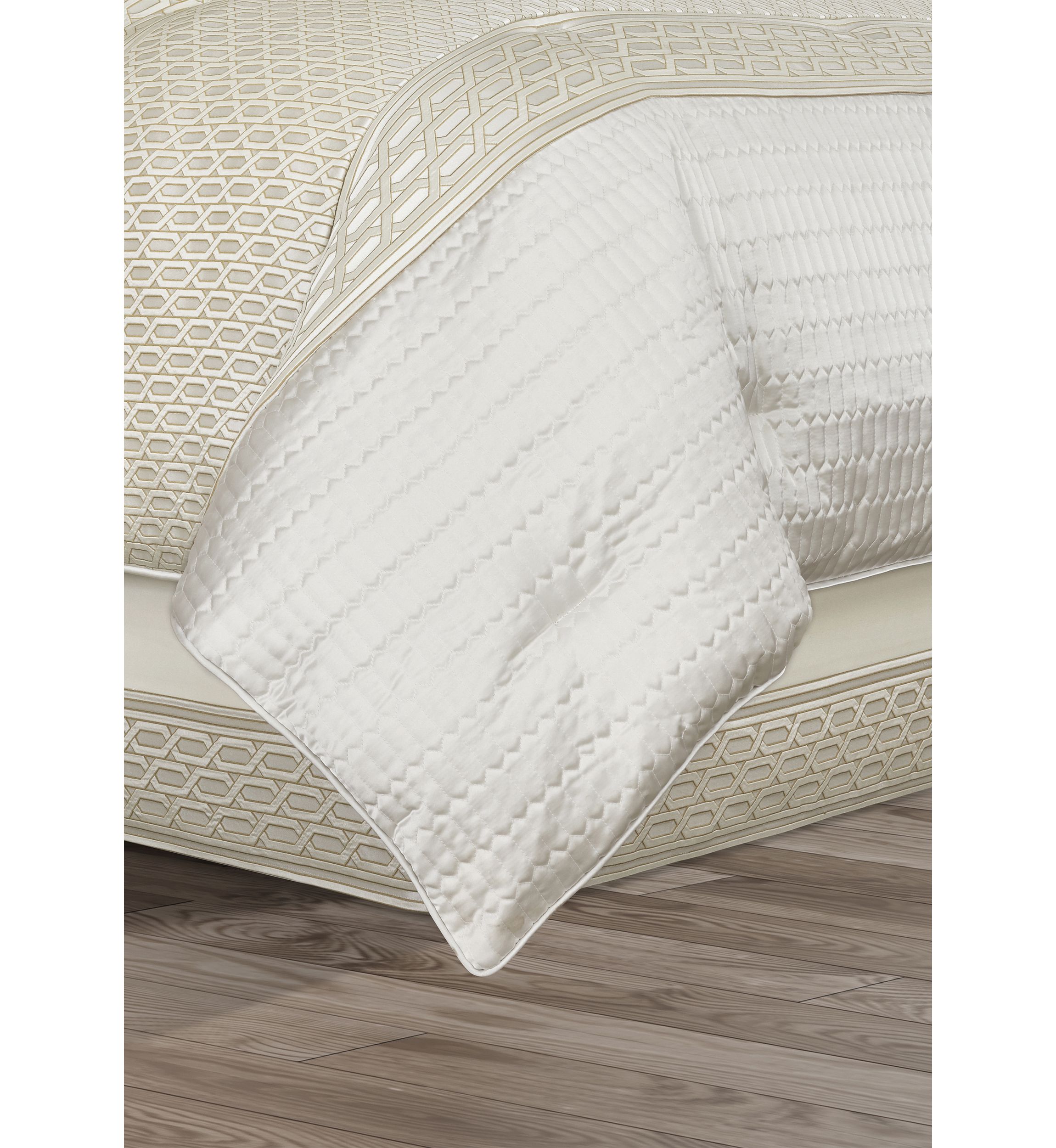 Metropolitan 4pc. Comforter Set