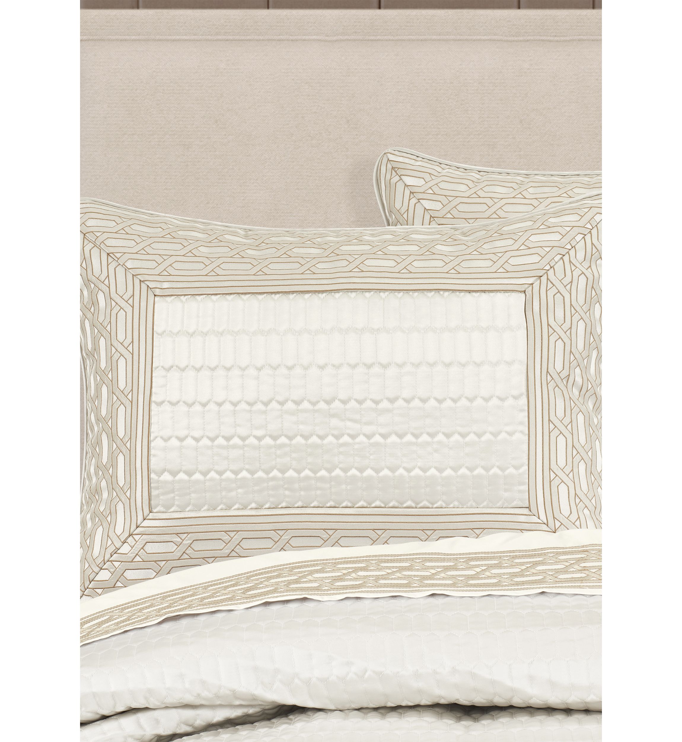 Metropolitan 4pc. Comforter Set