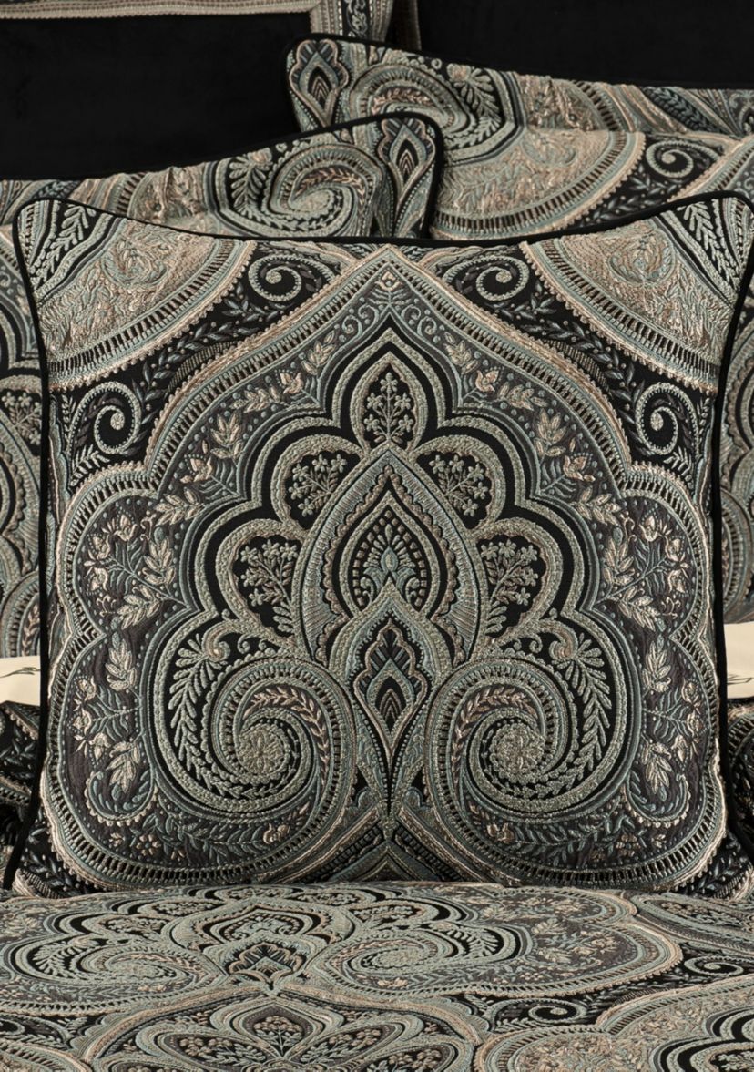 Vincenzo 20" Square Decorative Throw Pillow