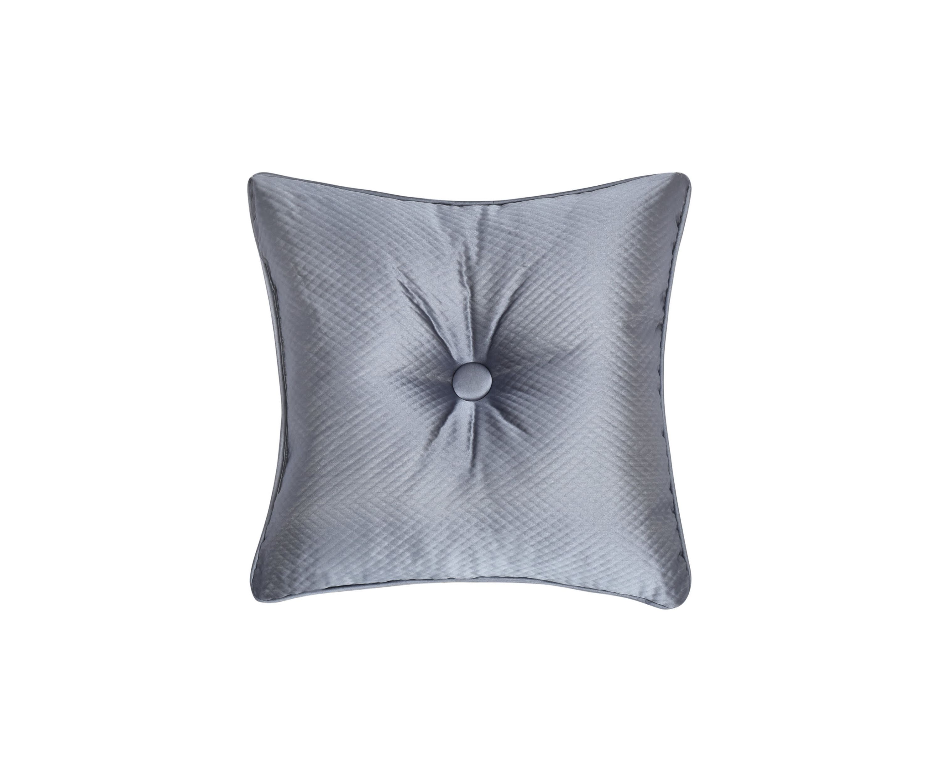 Dicaprio 18" Square Decorative Throw Pillow