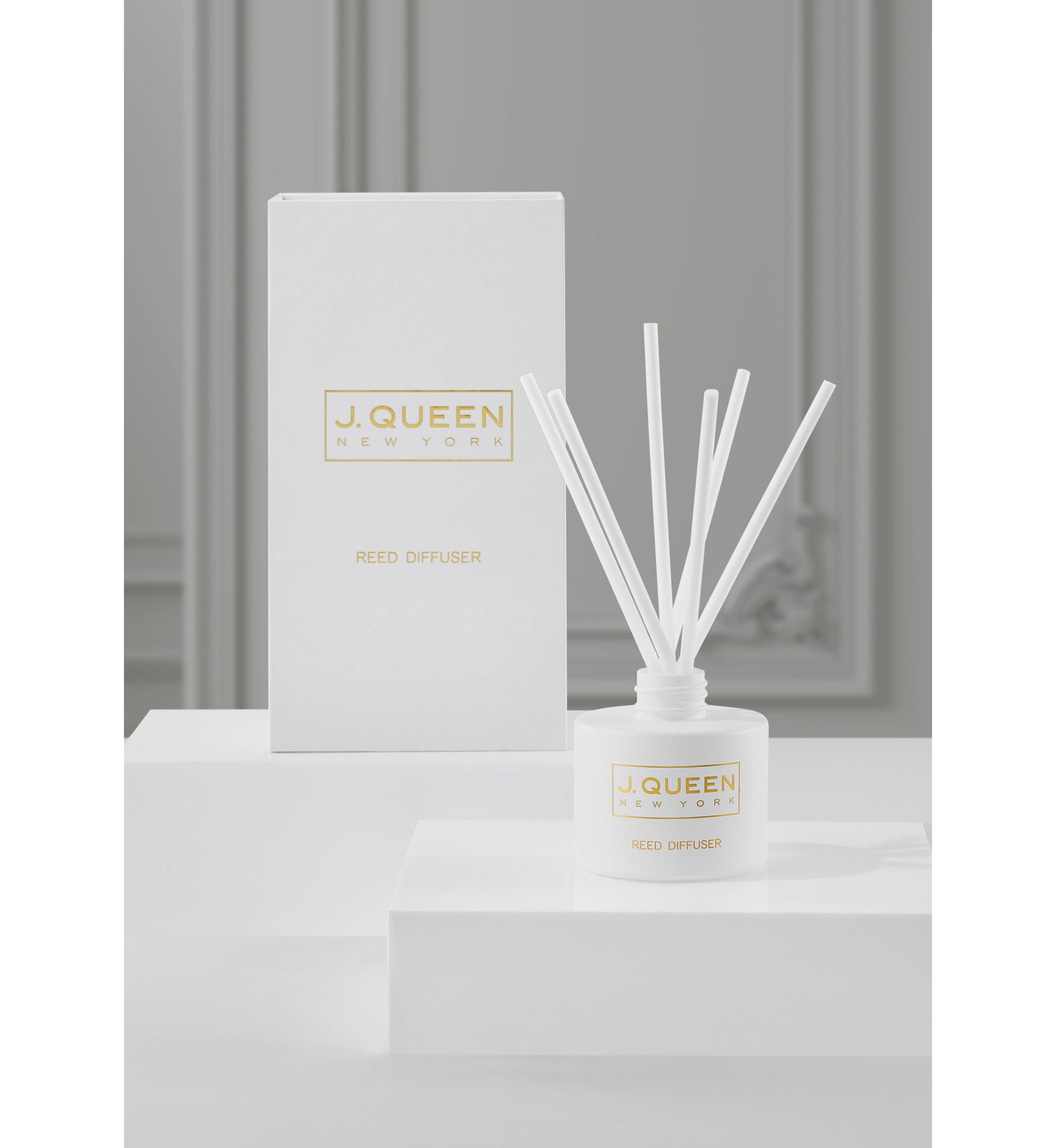 Violet Sandalwood Reed Diffuser