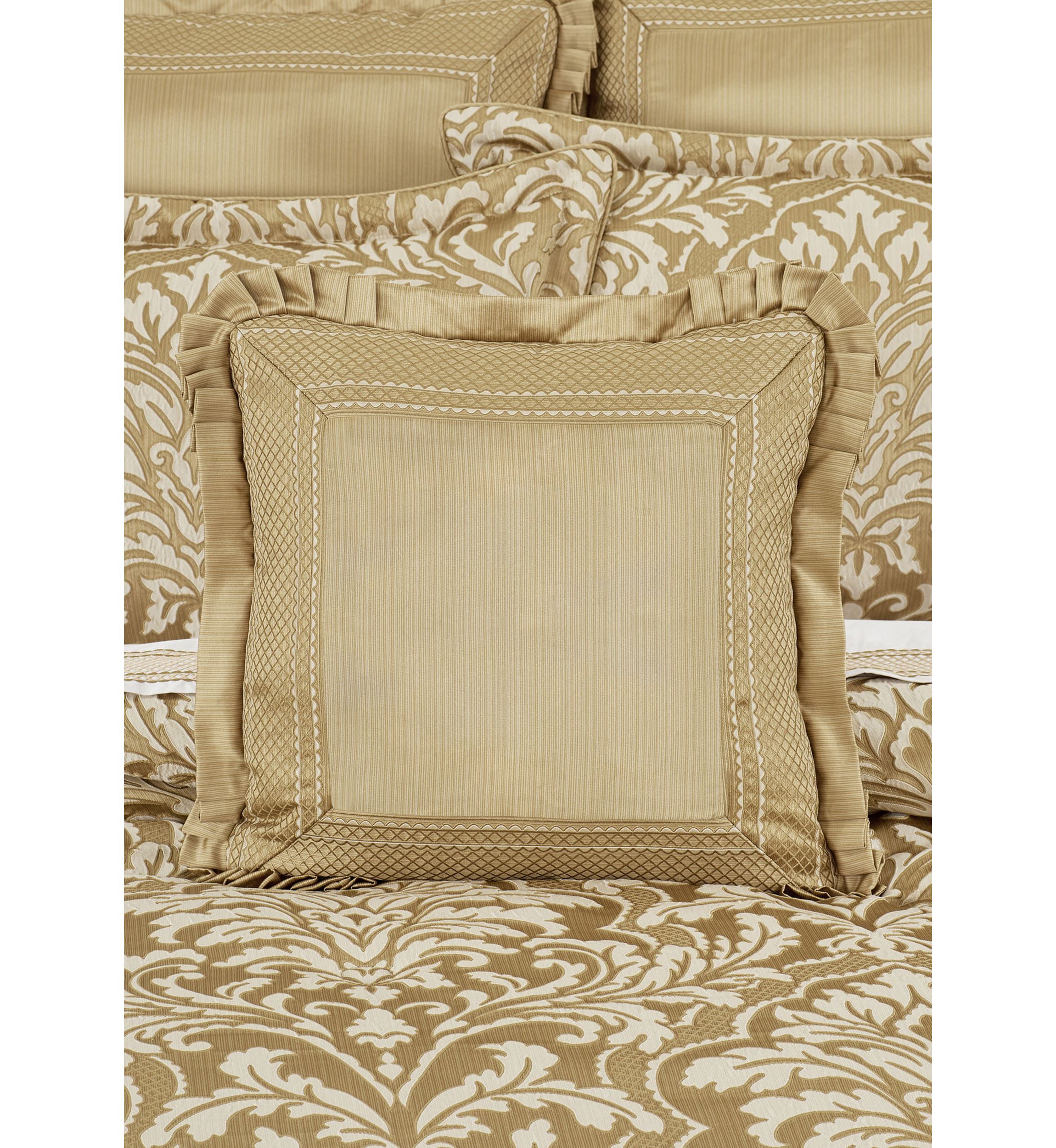 Aurelia 20" Square Decorative Throw Pillow
