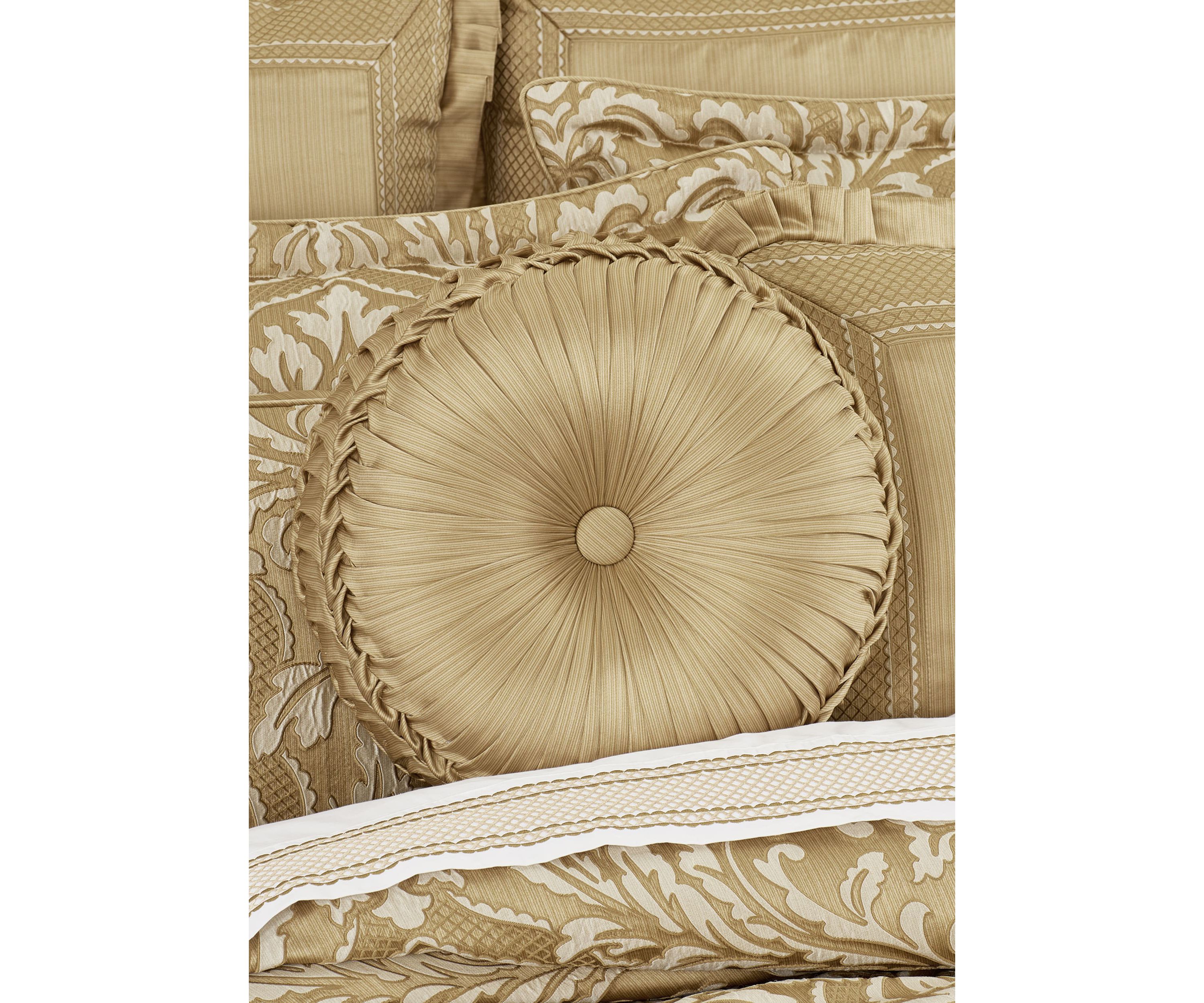 Aurelia Tufted Round Decorative Throw Pillow