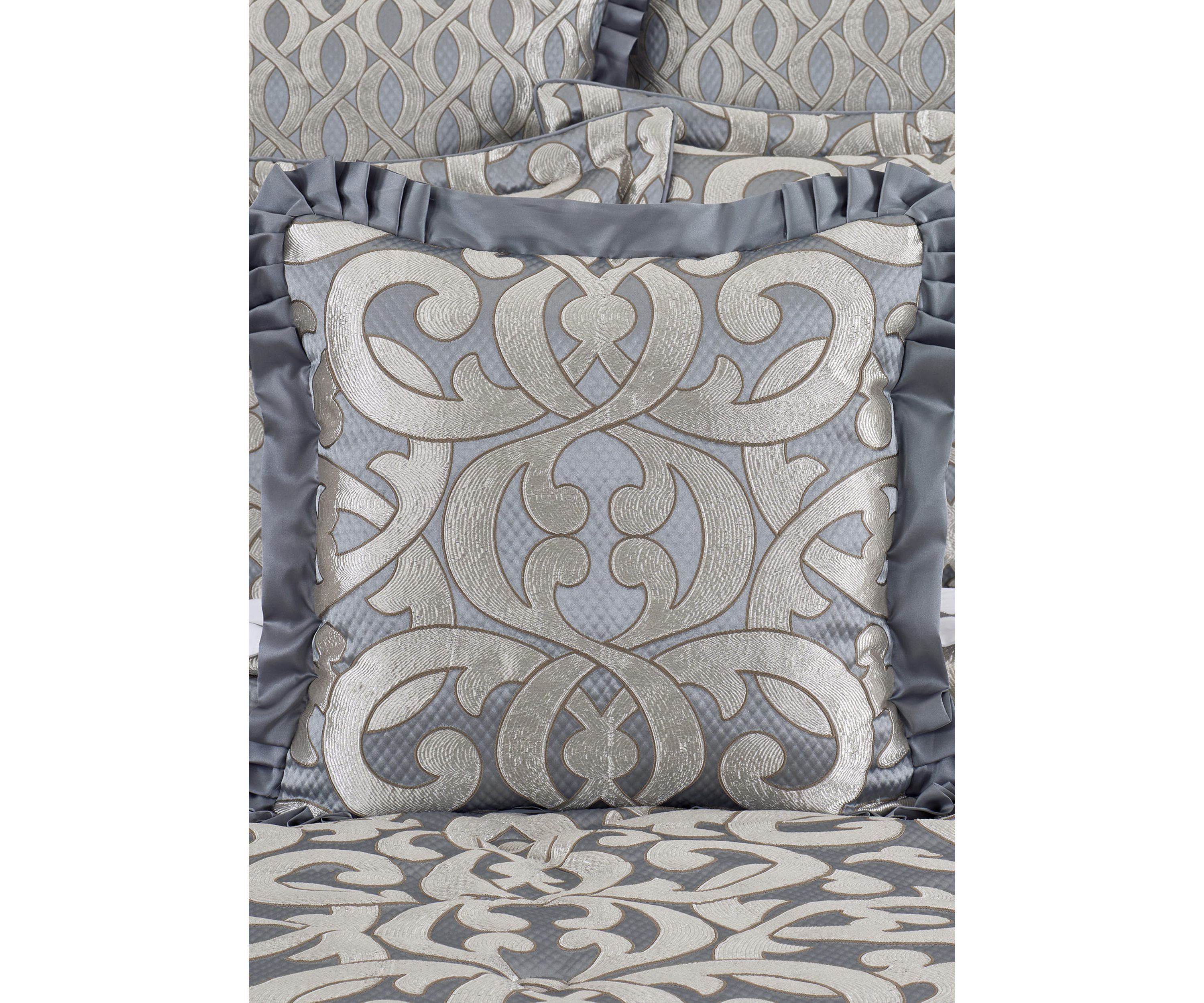 Barocco 20" Square Embellished Decorative Throw Pillow