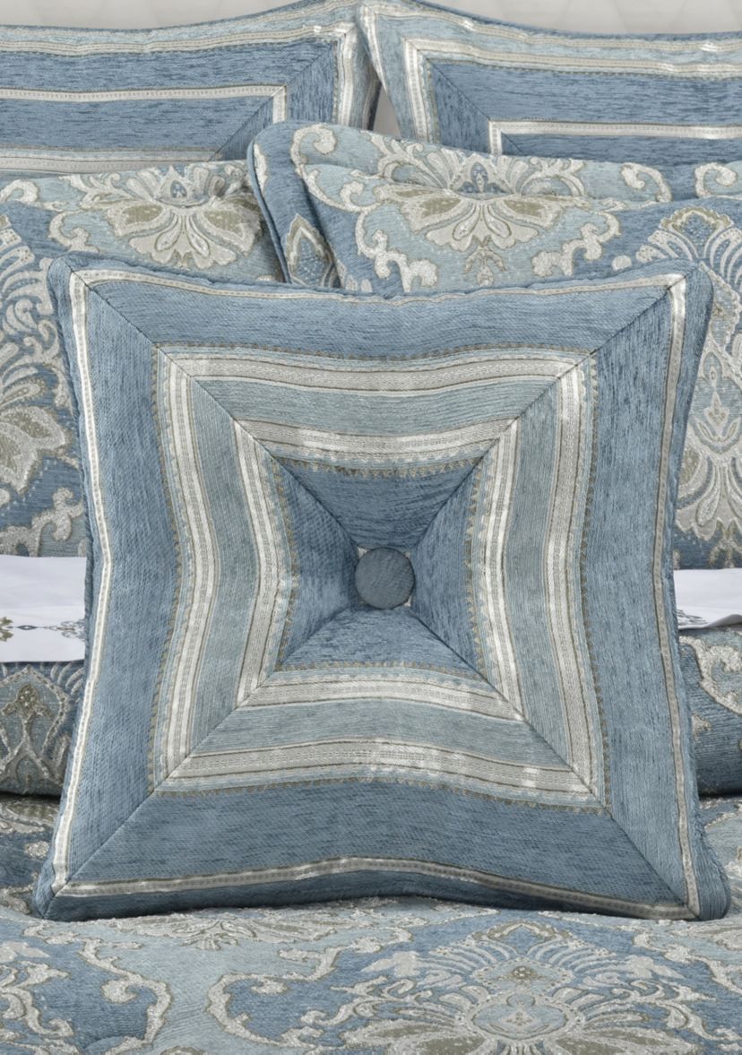 Celtic 18" Square Decorative Throw Pillow