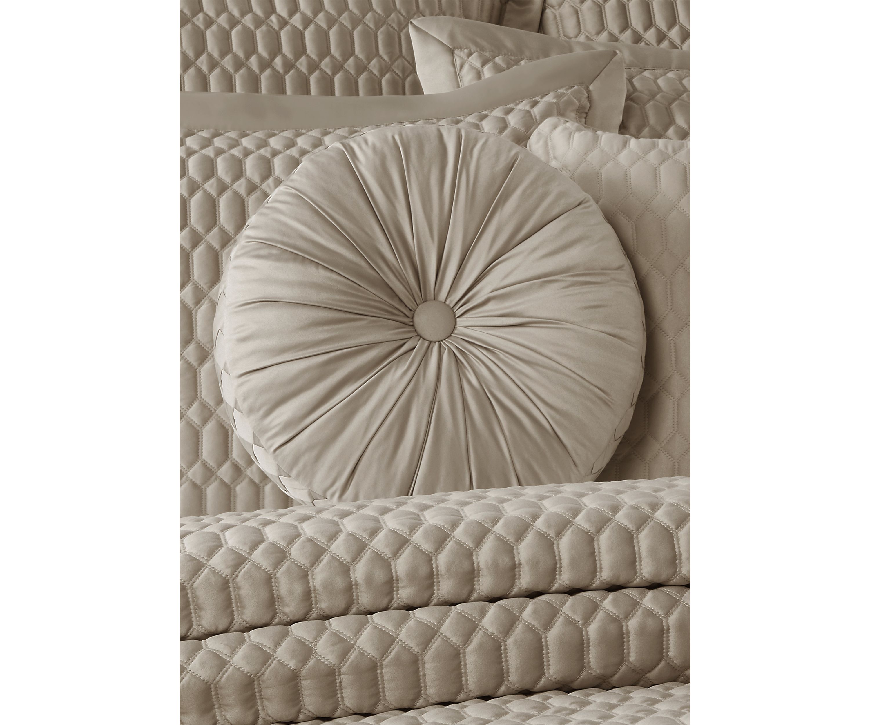 Brilliance Tufted Round Decorative Throw Pillow