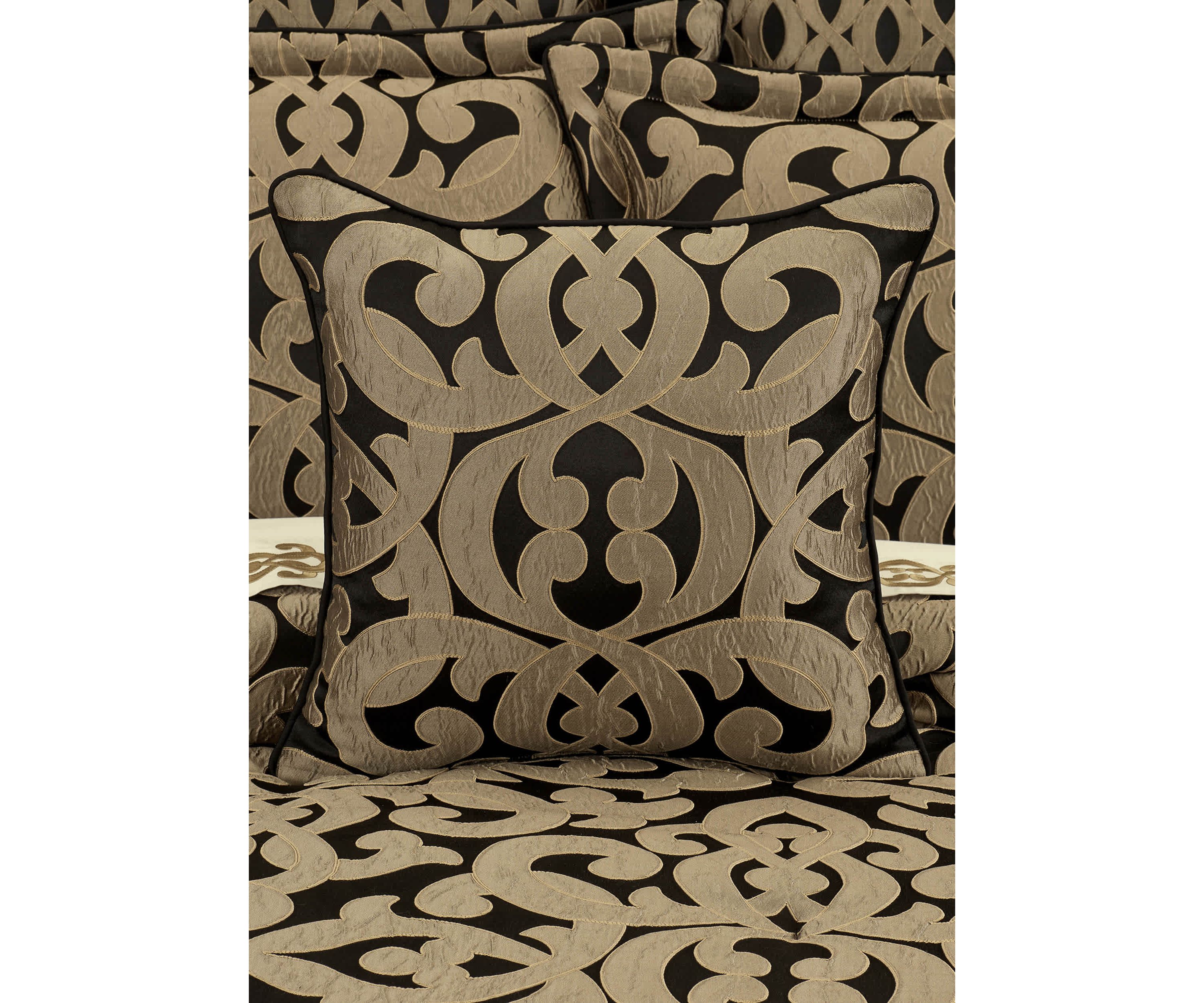 La Boheme 20" Square Decorative Throw Pillow