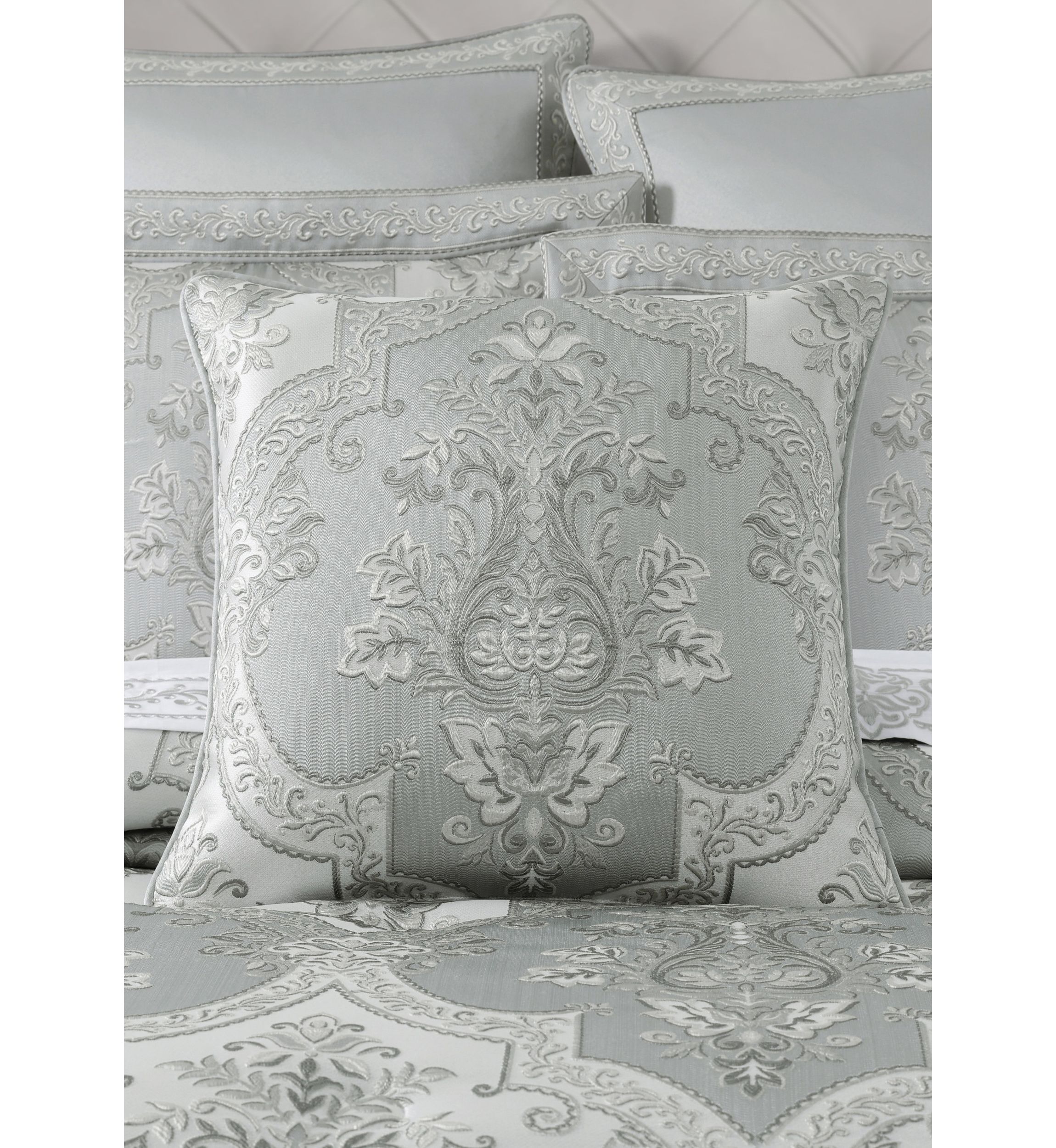 Sondra 20" Square Decorative Throw Pillow