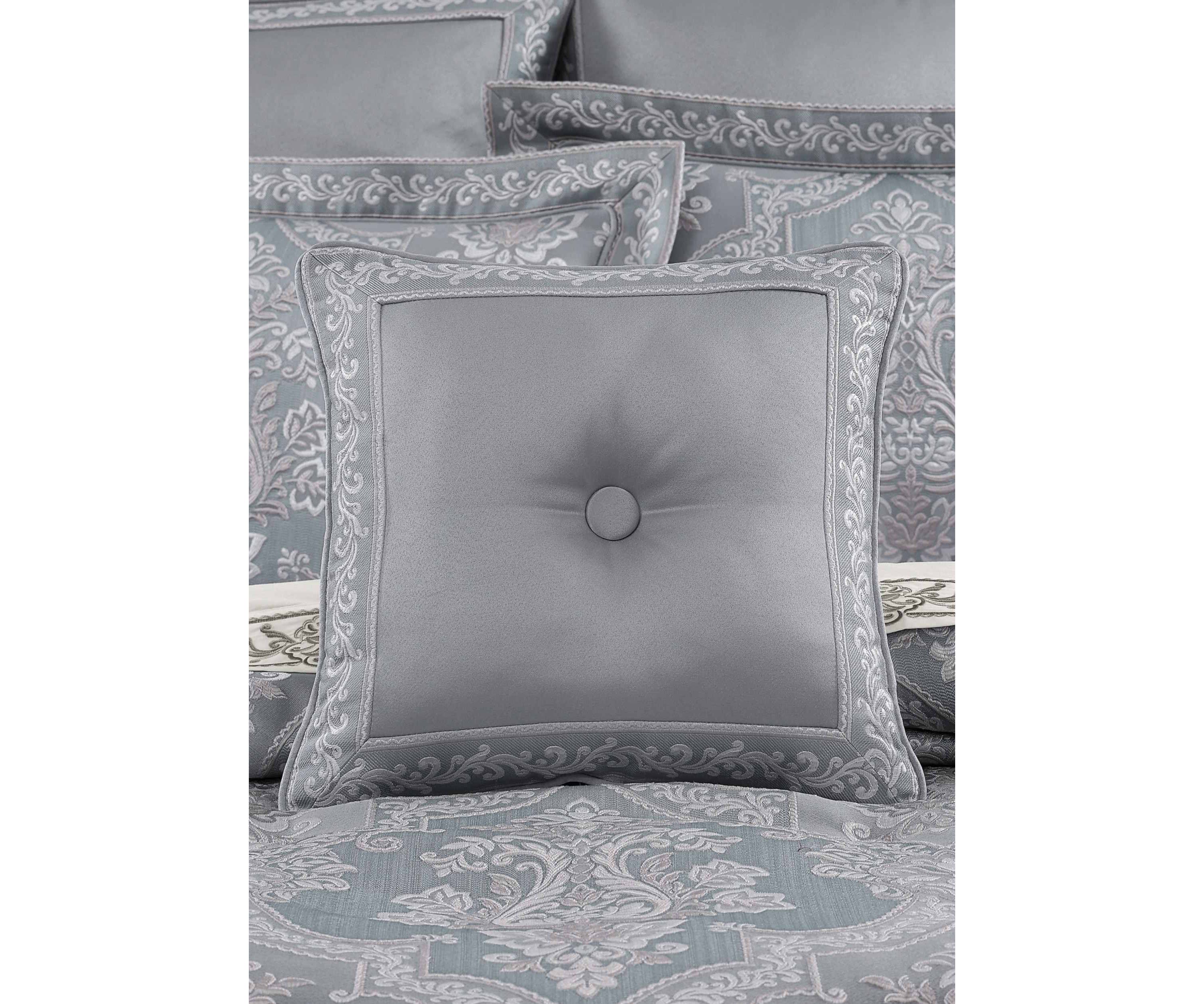 Sondra 18" Square Decorative Throw Pillow