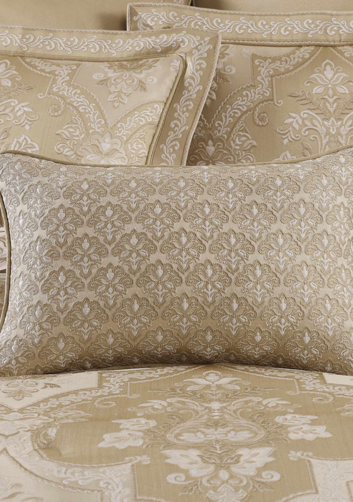 Sondra Boudoir Decorative Throw Pillow