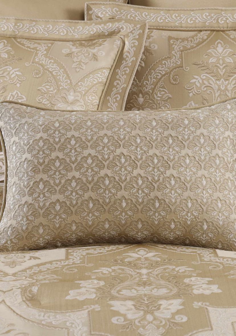 Sondra Boudoir Decorative Throw Pillow