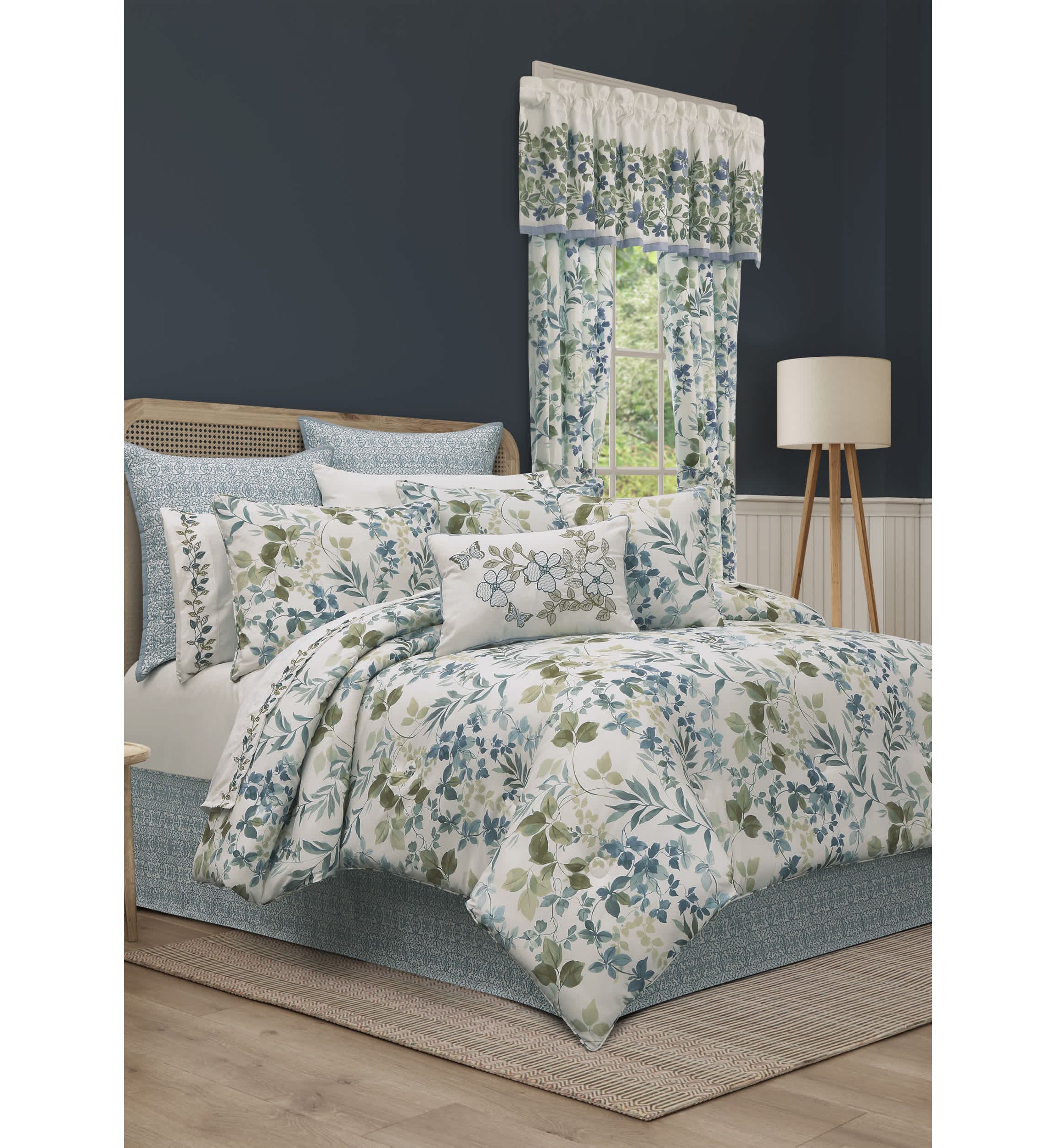 Evergreen 16" Square Decorative Throw Pillow