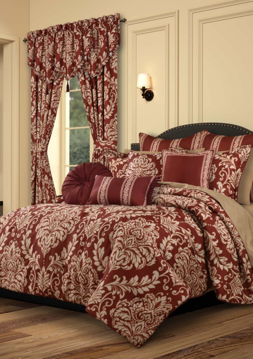 Lazia Boudoir Decorative Throw Pillow