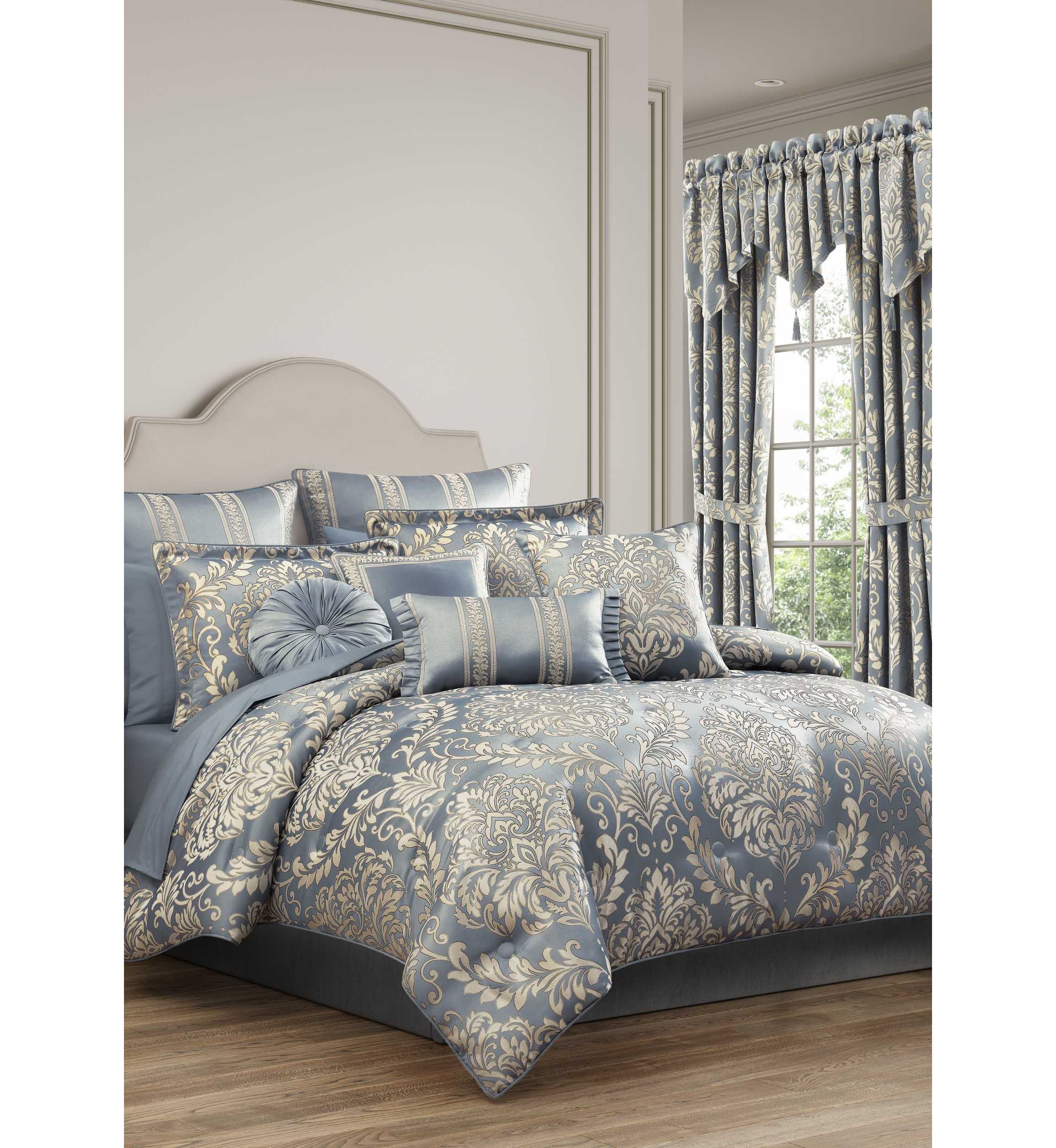Lorenzo Boudoir Decorative Throw Pillow