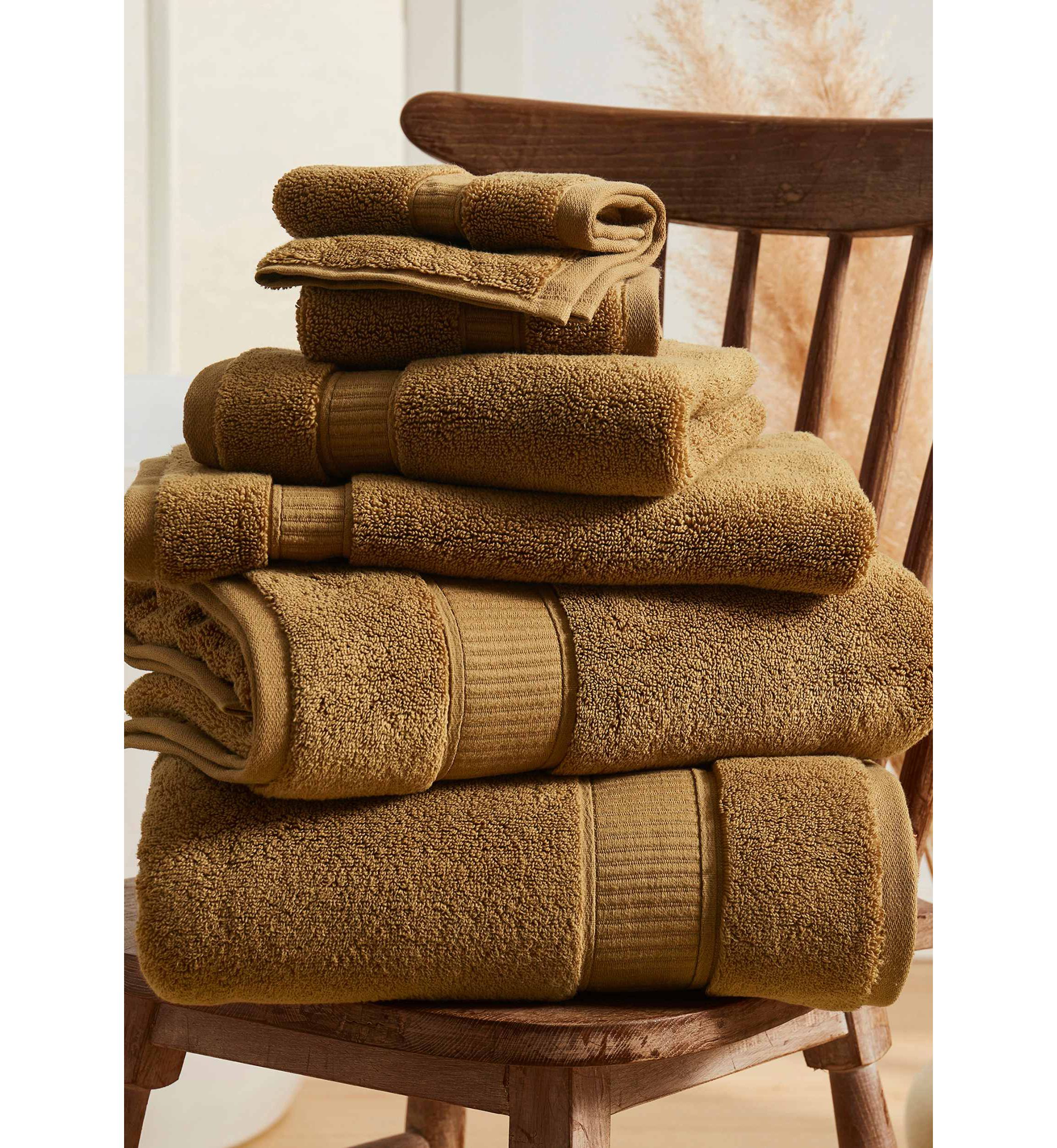 Belmore Towel