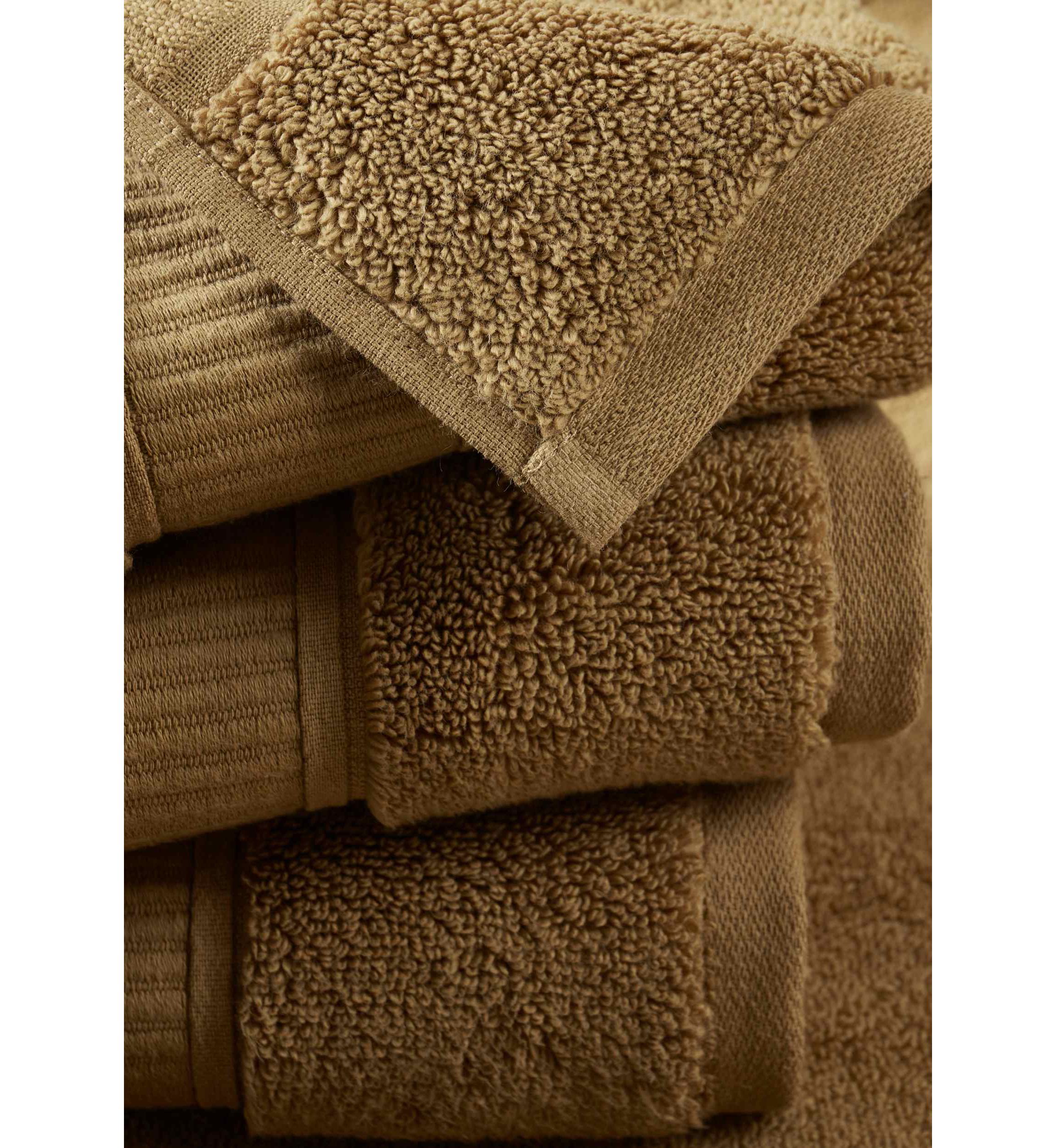 Belmore Towel