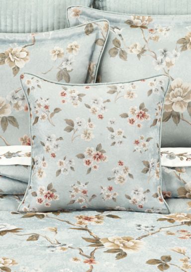 Prestige 18" Square Decorative Throw Pillow